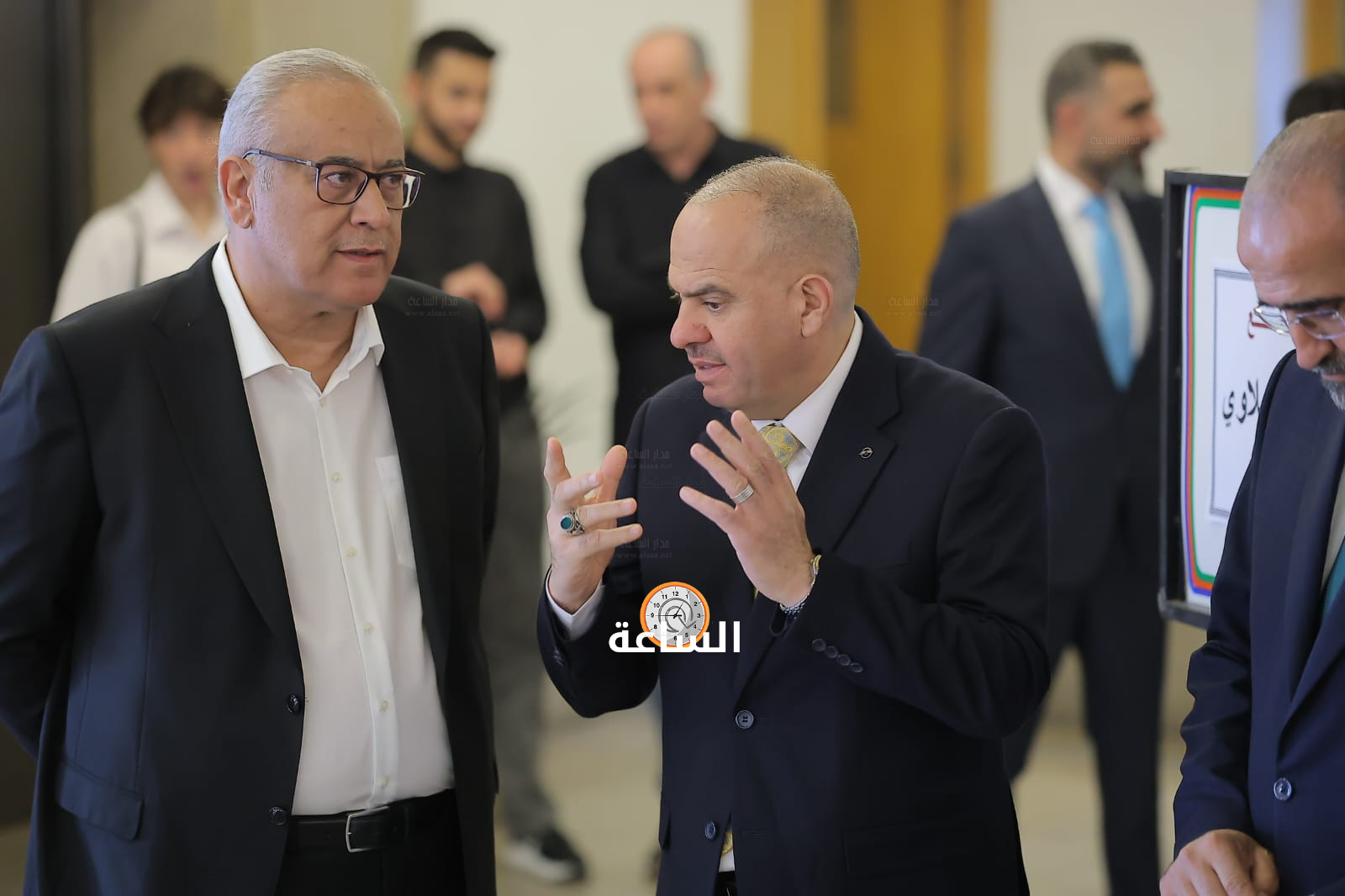 Madar Al-Saa Images 0.13369783319295148