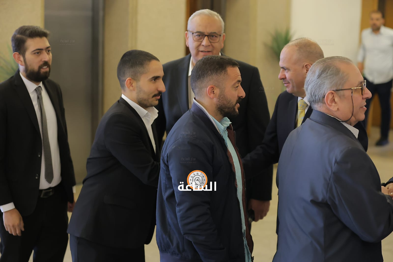 Madar Al-Saa Images 0.45023824335222684