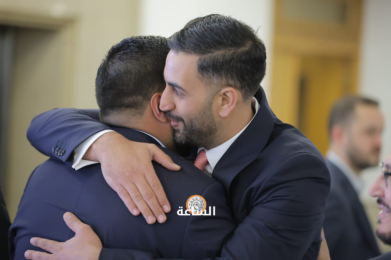Madar Al-Saa Images 0.3401820250748402