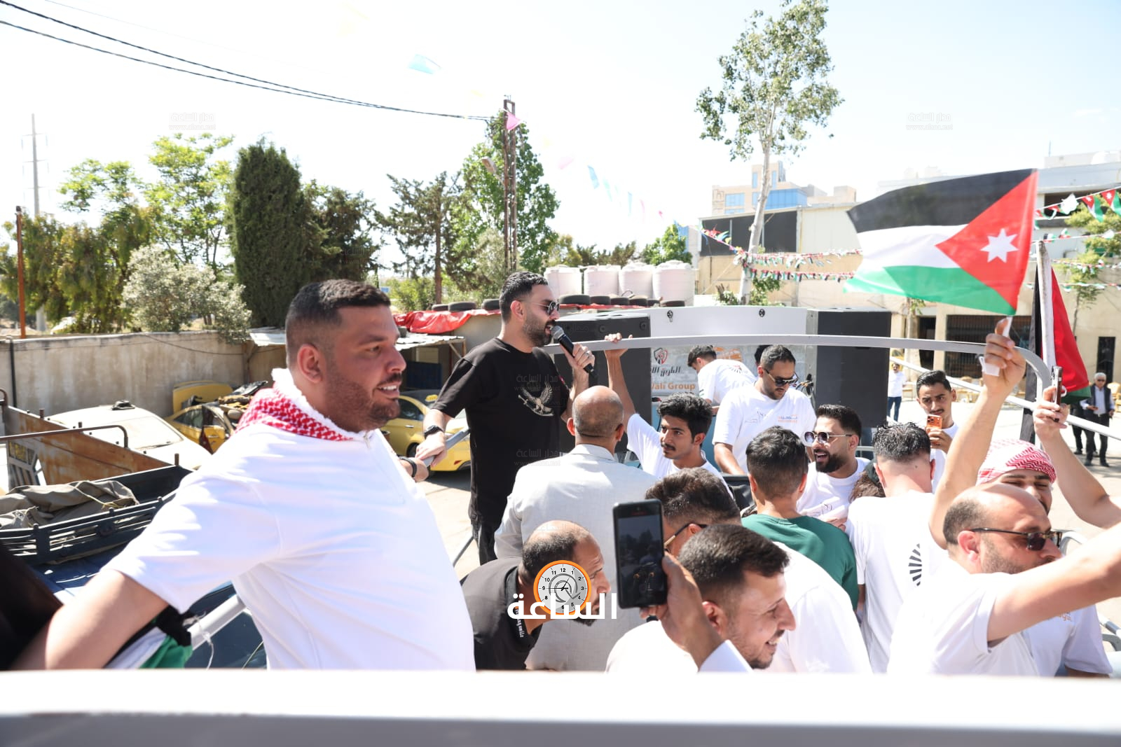 Madar Al-Saa Images 0.13358207186552717