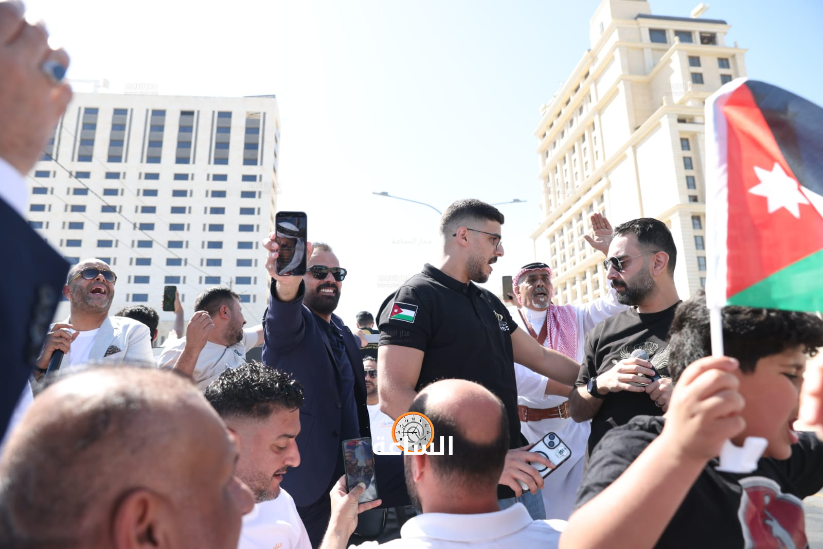 Madar Al-Saa Images 0.061890744645758056