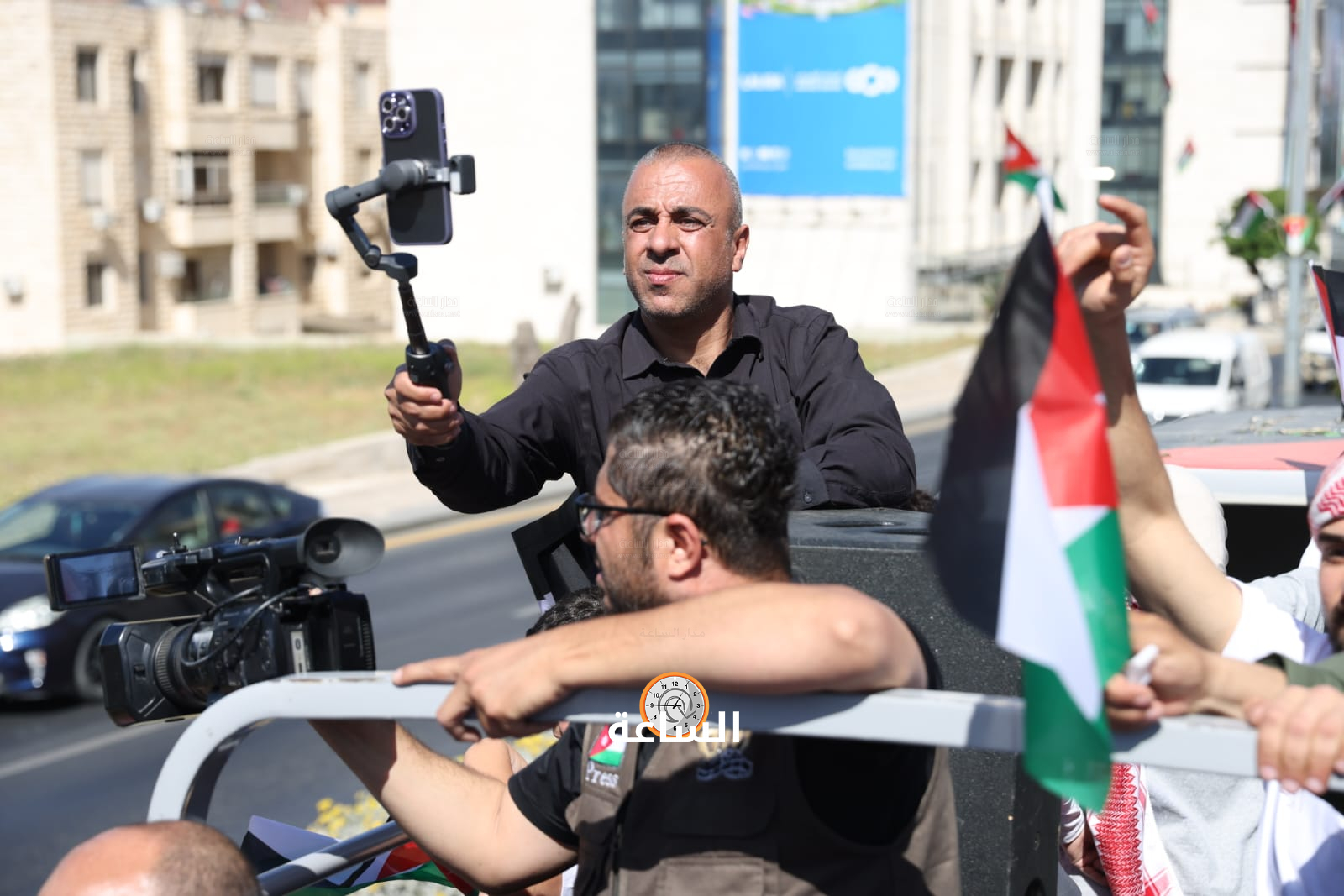 Madar Al-Saa Images 0.5102761320614156