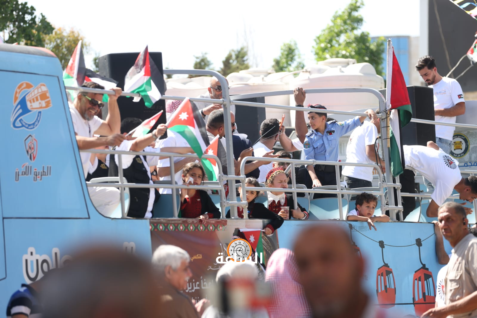 Madar Al-Saa Images 0.5636181822352763