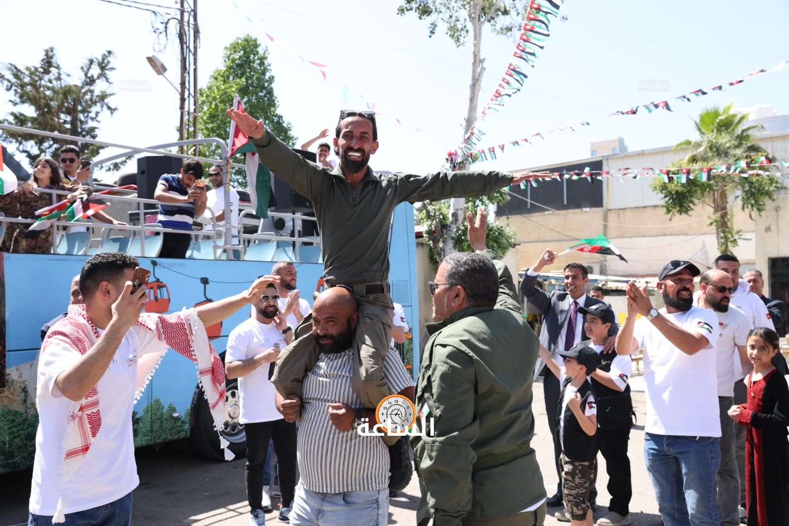 Madar Al-Saa Images 0.582166259814533