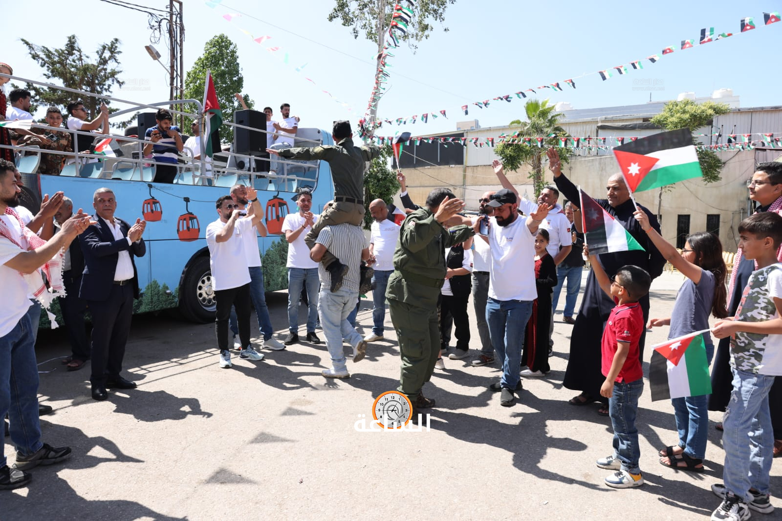 Madar Al-Saa Images 0.39184610773470807