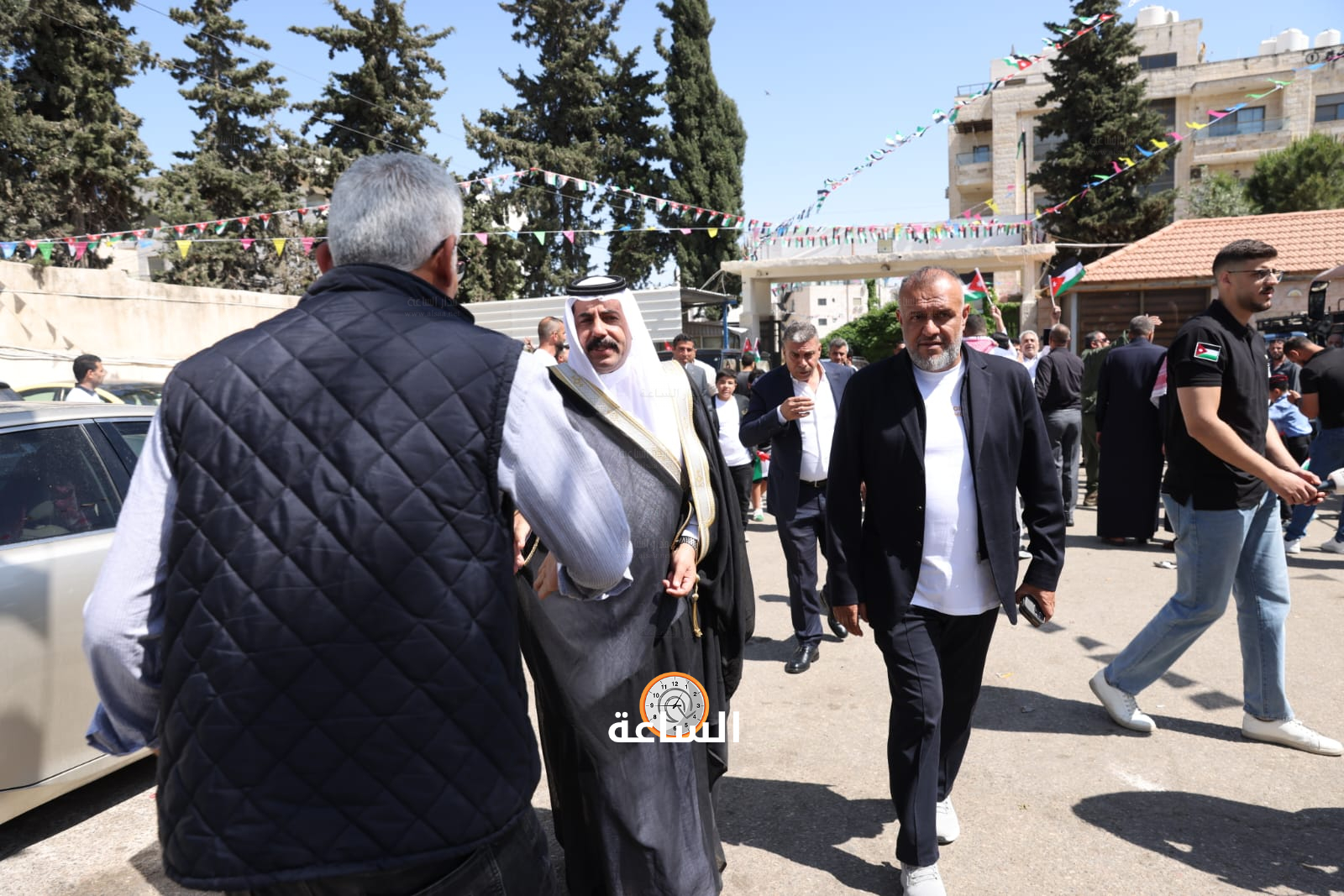 Madar Al-Saa Images 0.49518436783585784