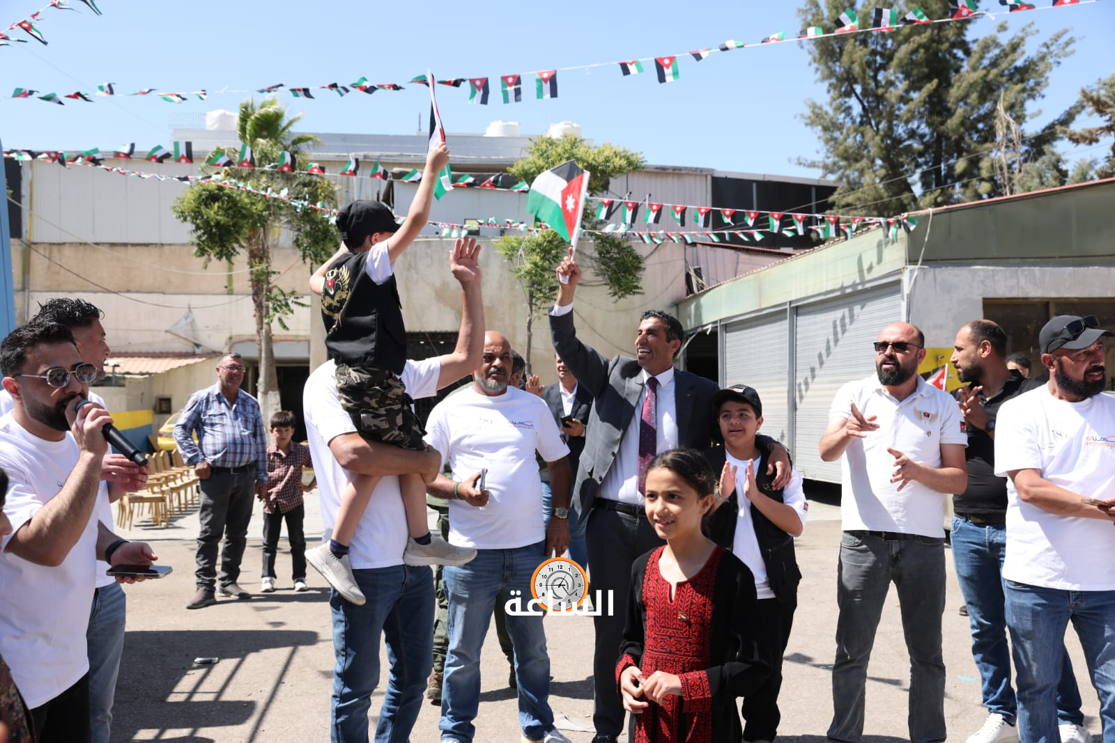 Madar Al-Saa Images 0.9599767549191267