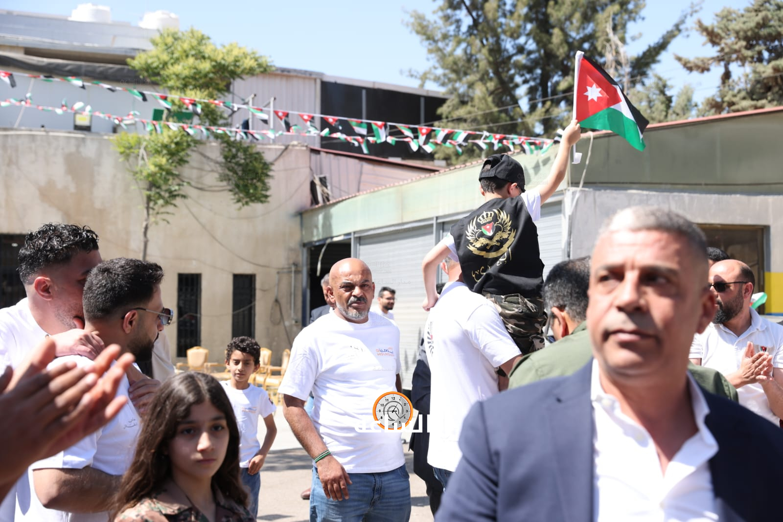 Madar Al-Saa Images 0.7710553109342049