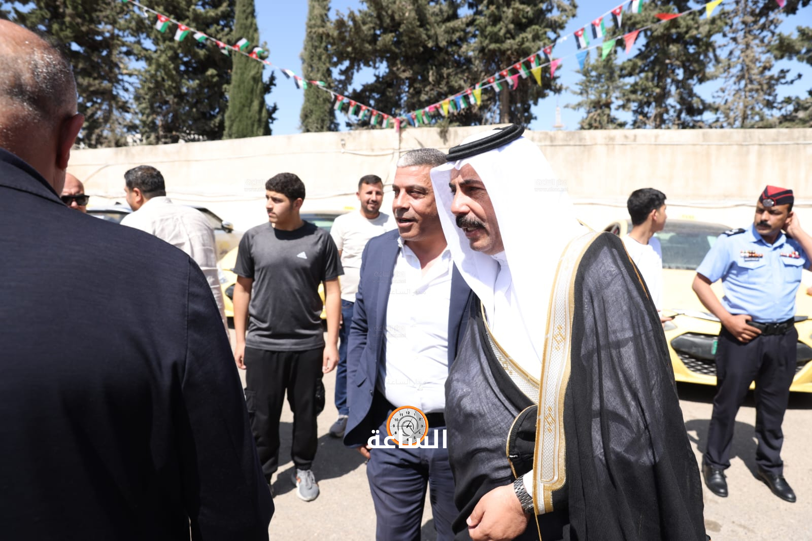 Madar Al-Saa Images 0.32005078684082455