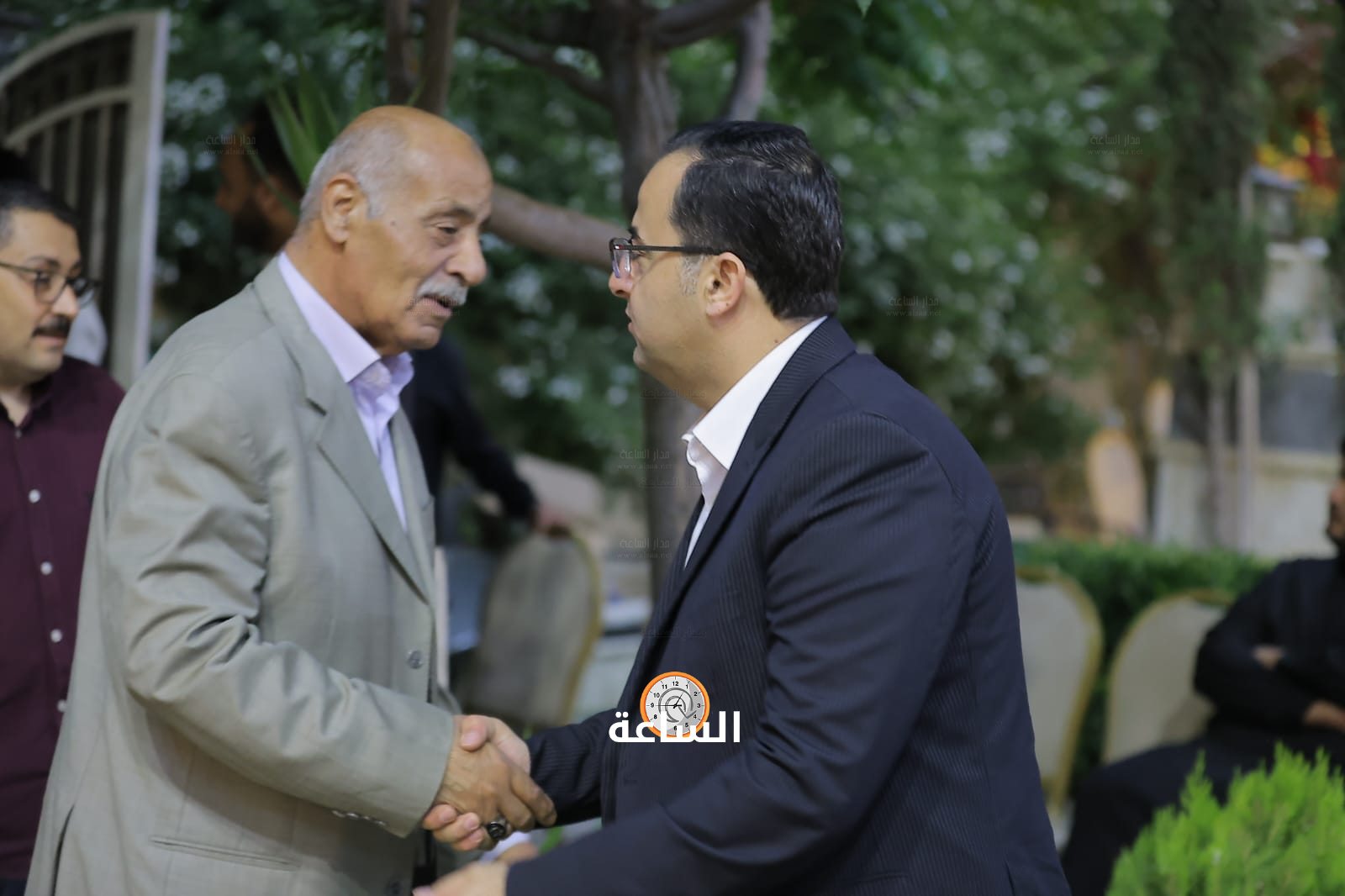 Madar Al-Saa Images 0.5309138263837561