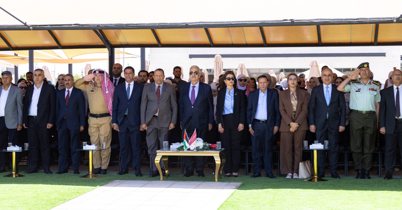 Madar Al-Saa Images 0.9235881546490556