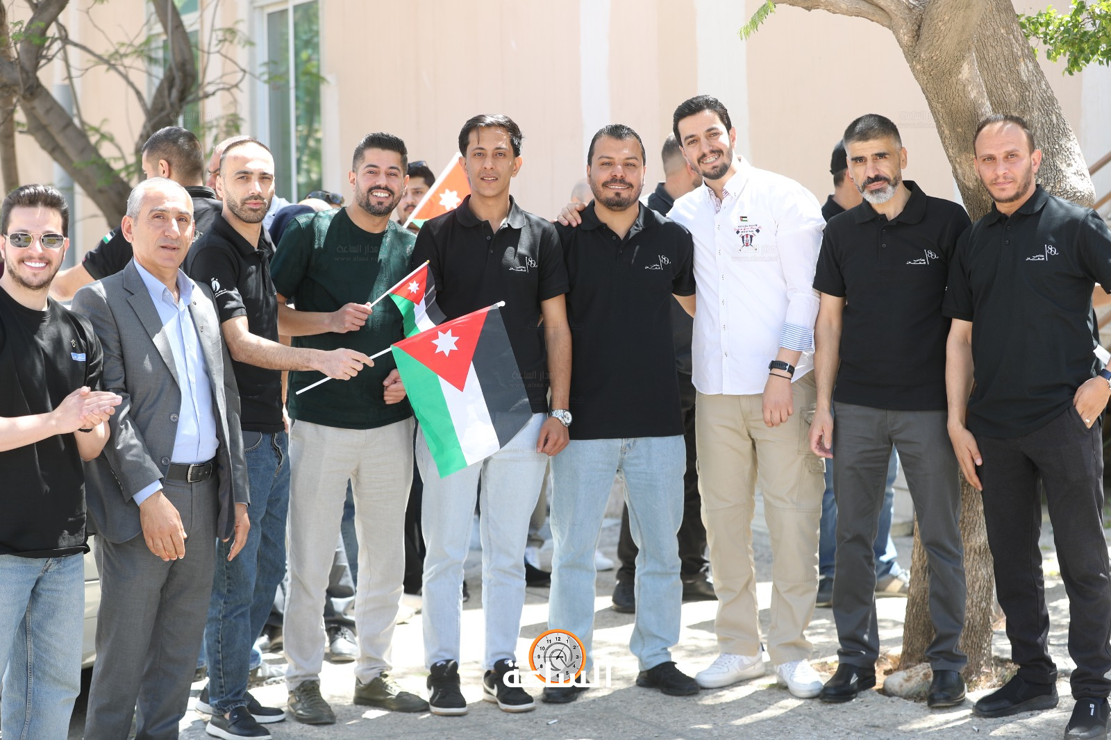 Madar Al-Saa Images 0.43501474976575016