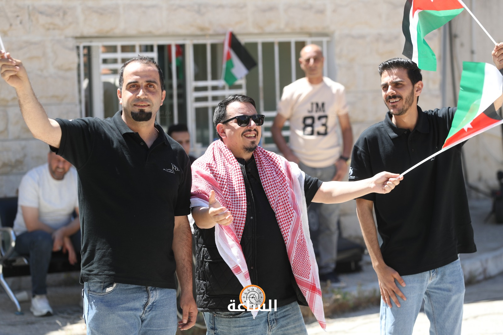 Madar Al-Saa Images 0.5003882395609706
