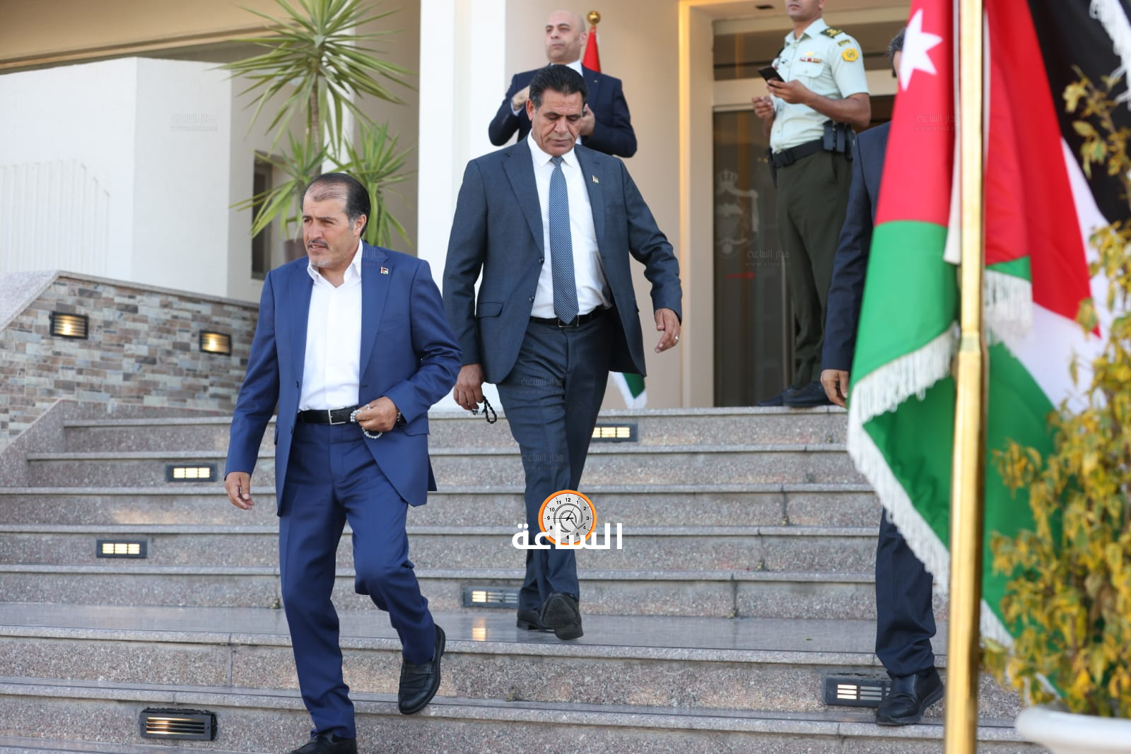 Madar Al-Saa Images 0.7776726996743321
