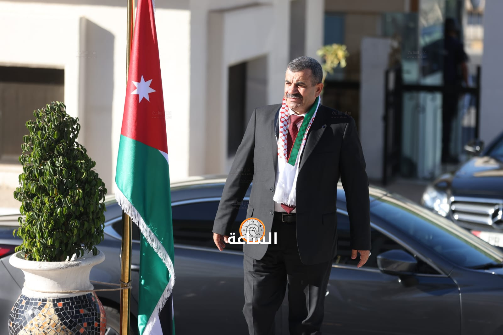 Madar Al-Saa Images 0.009292047453654084