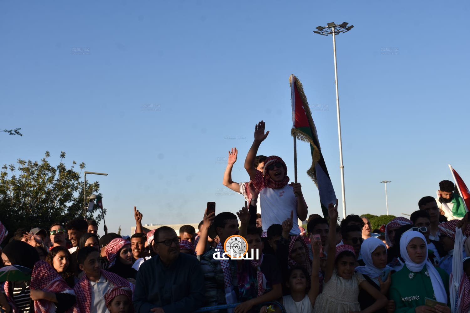 Madar Al-Saa Images 0.5749557286683927