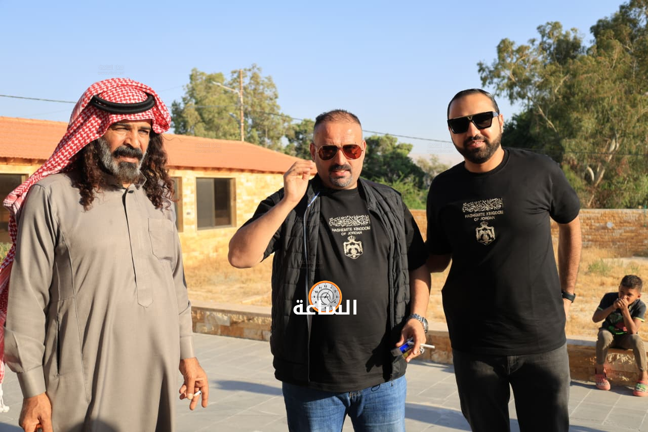 Madar Al-Saa Images 0.8992122384418813