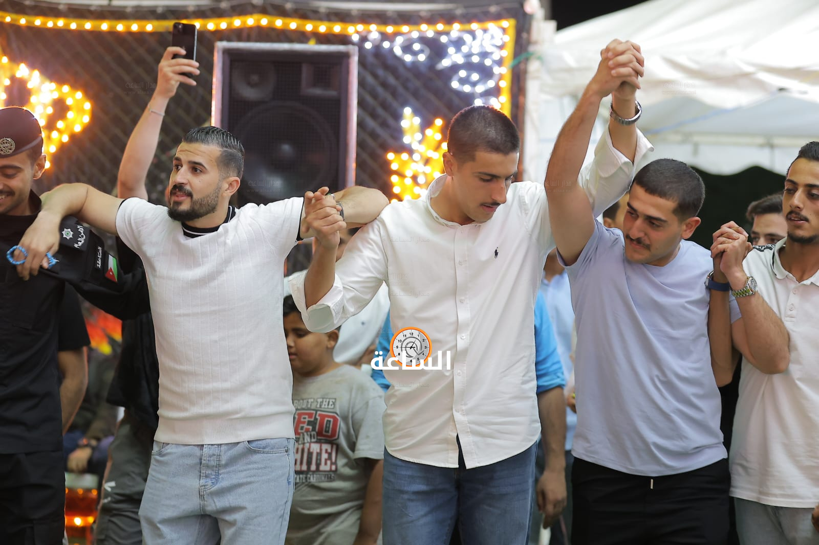 Madar Al-Saa Images 0.046224439099557646