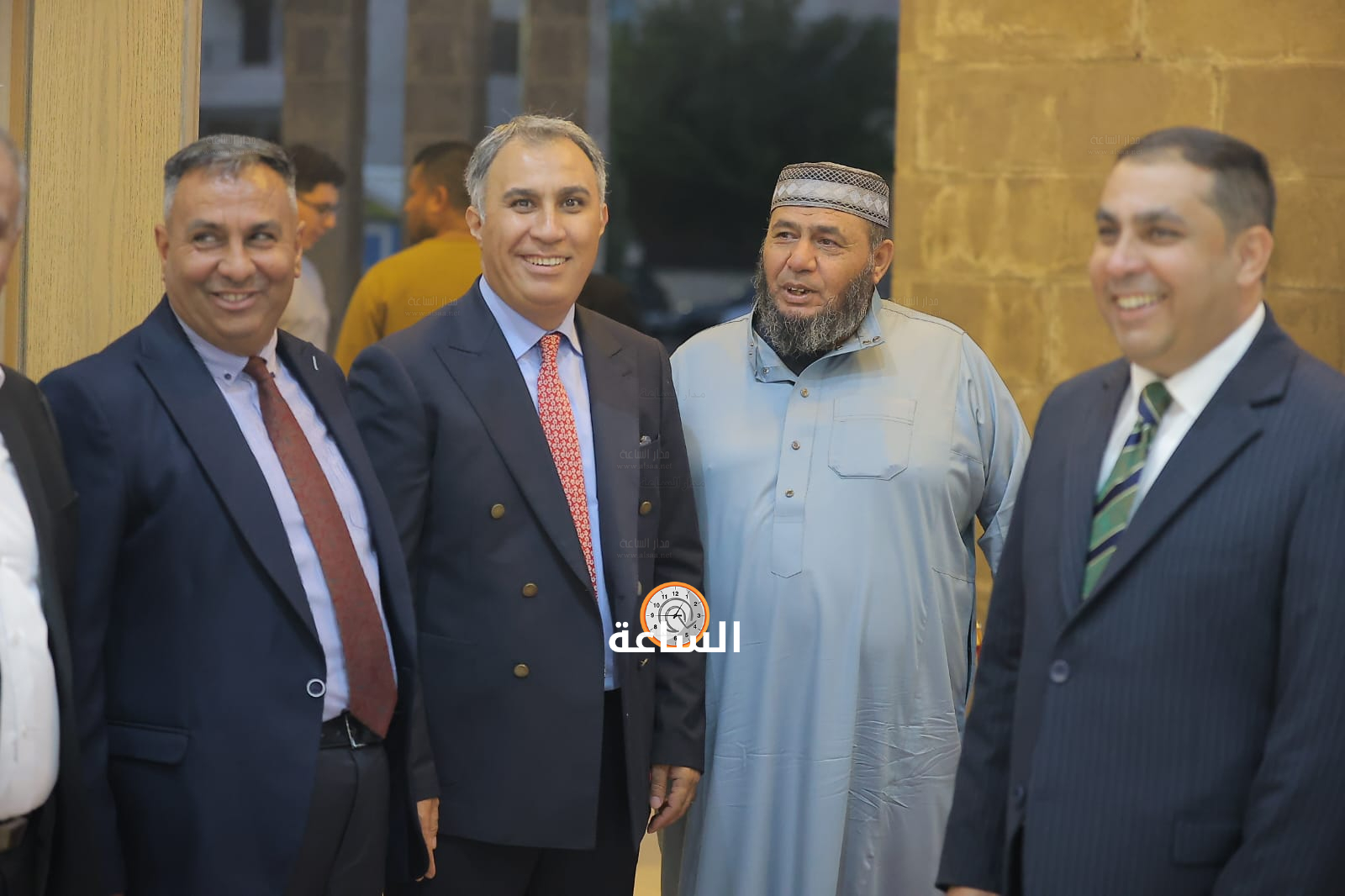 Madar Al-Saa Images 0.9809100577958868