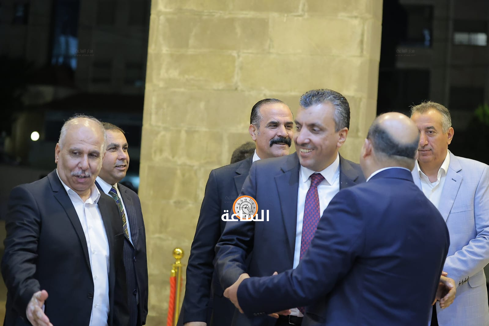 Madar Al-Saa Images 0.8005309905549725