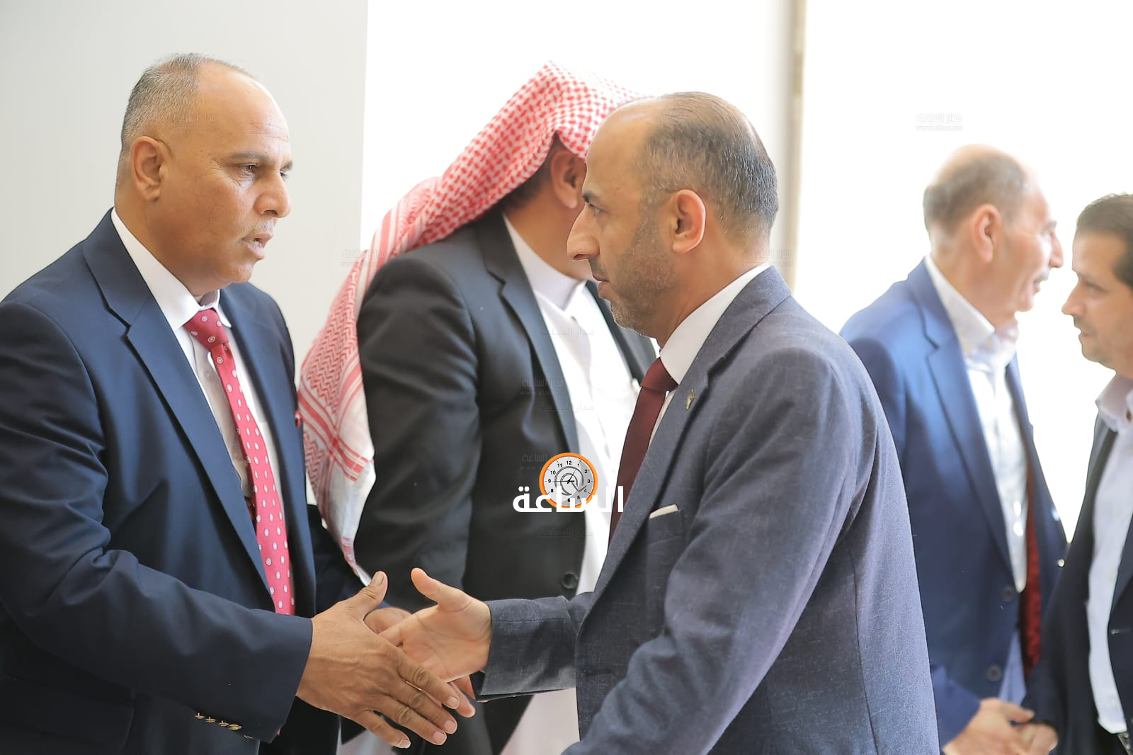 Madar Al-Saa Images 0.36397675923253825