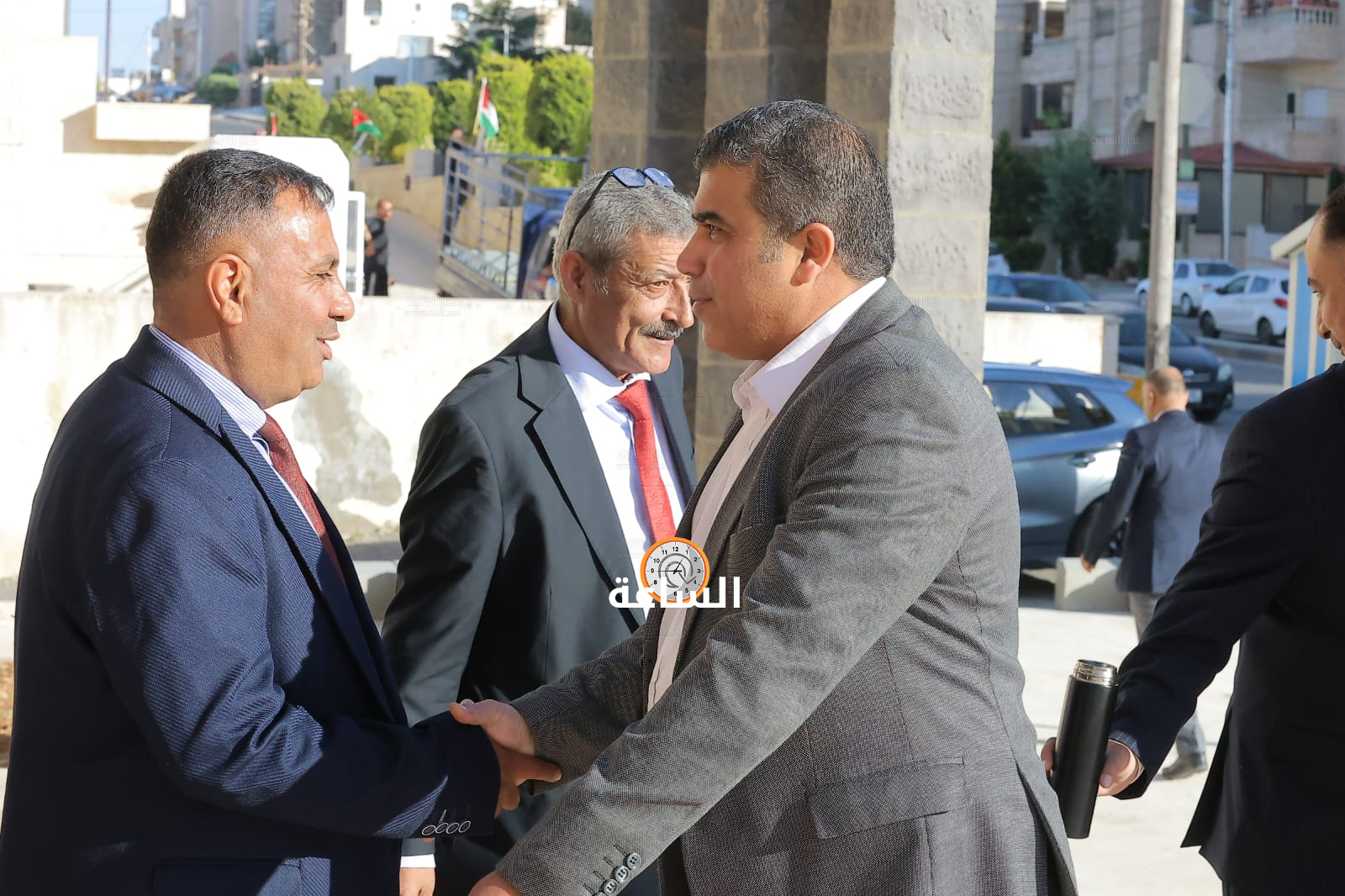 Madar Al-Saa Images 0.2975562637593545