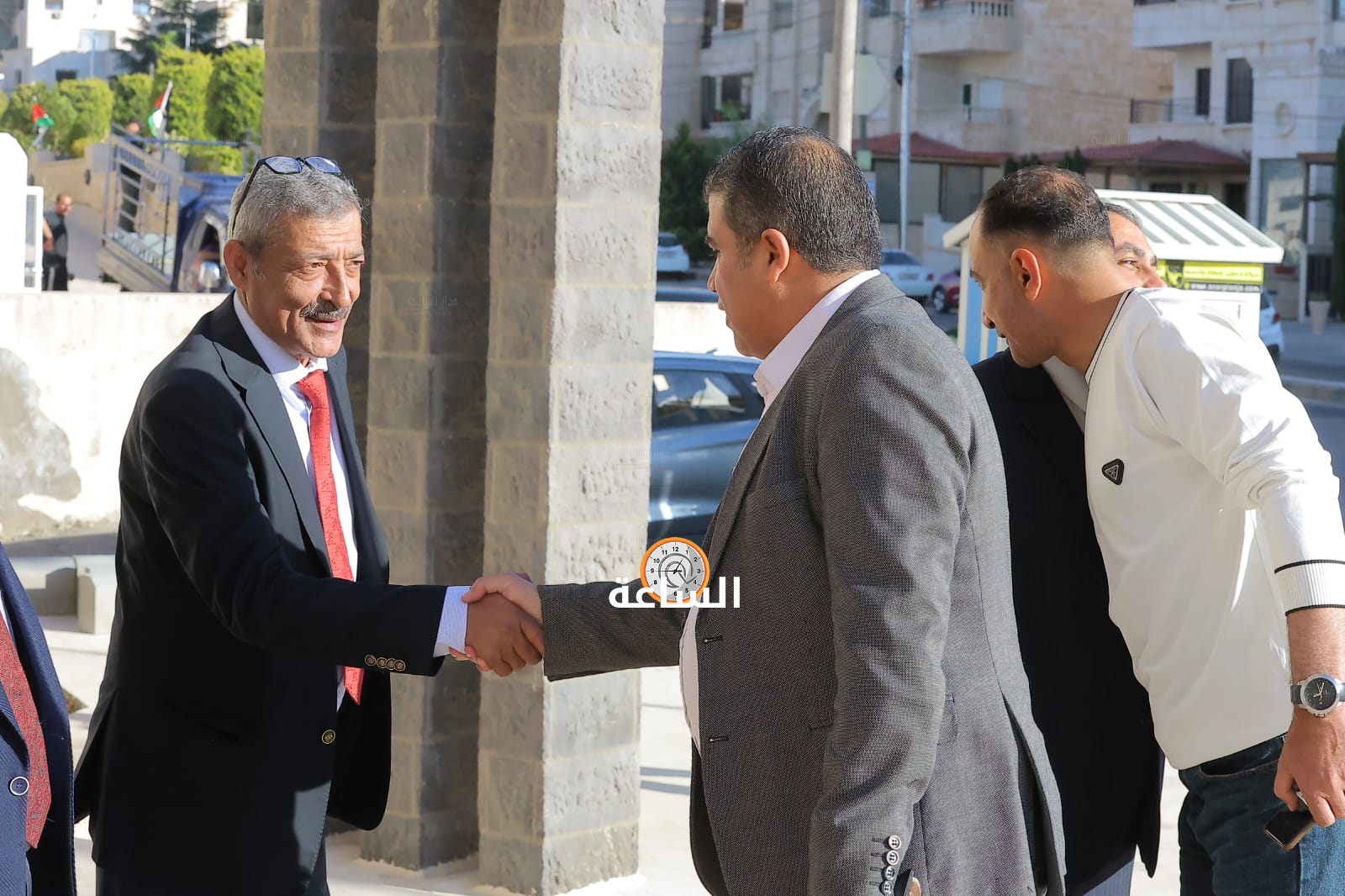 Madar Al-Saa Images 0.05811852655194227