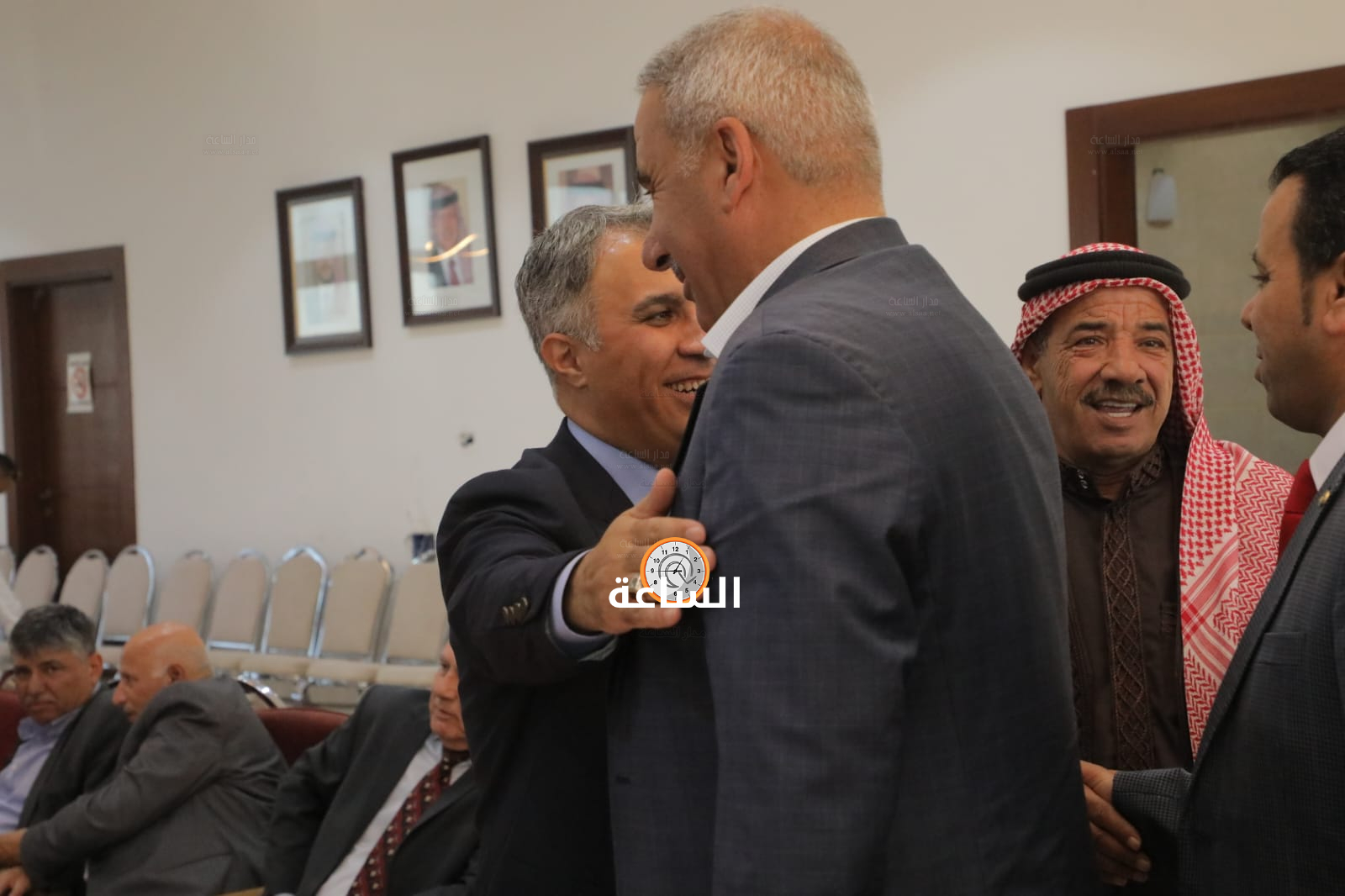 Madar Al-Saa Images 0.9271089509246757