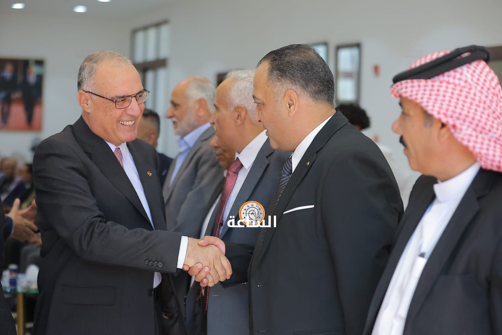 Madar Al-Saa Images 0.4531500049440941