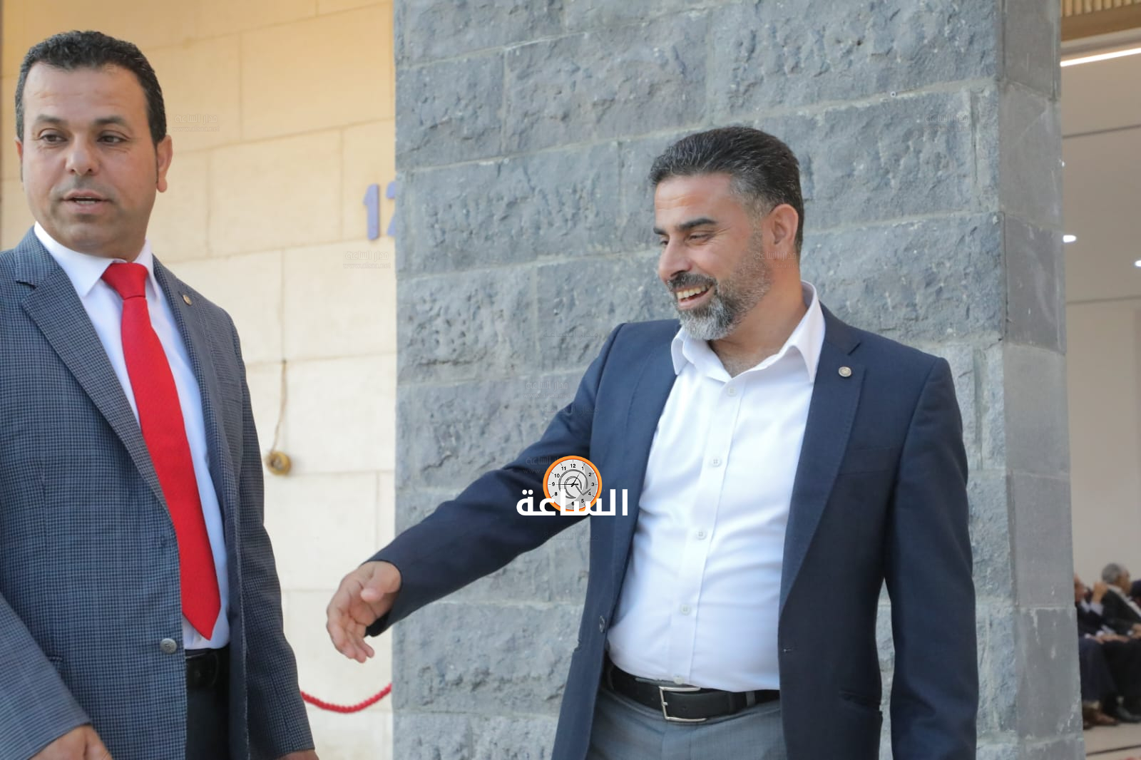 Madar Al-Saa Images 0.9312277389522812