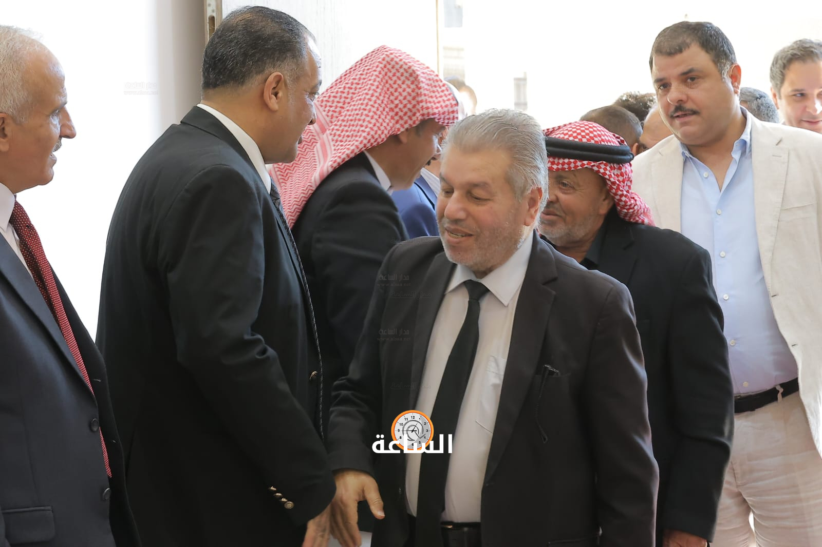 Madar Al-Saa Images 0.17248406766792213