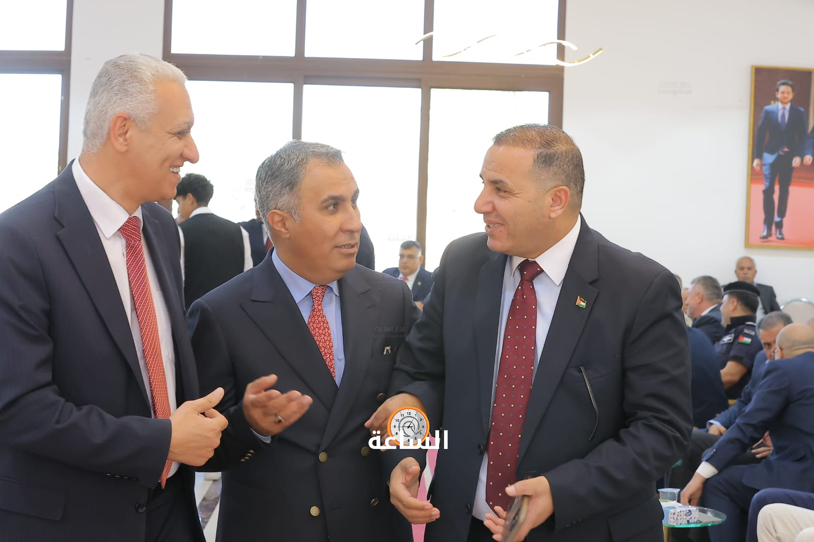 Madar Al-Saa Images 0.7740127617895106