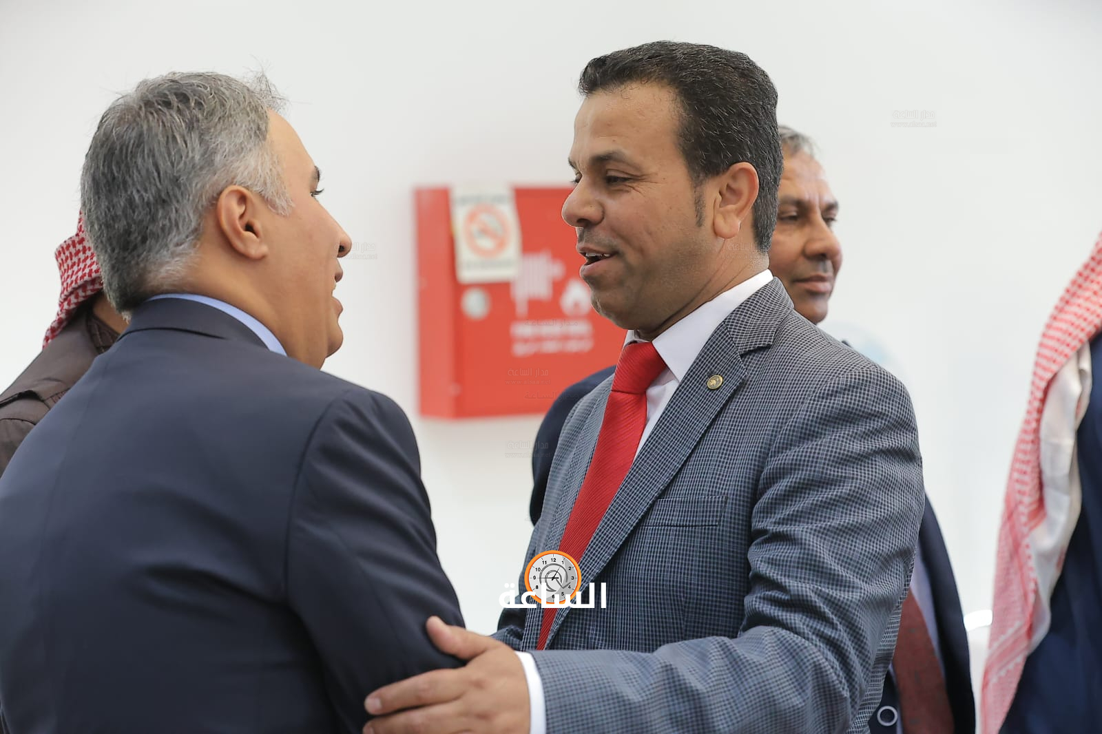 Madar Al-Saa Images 0.4990313785338384