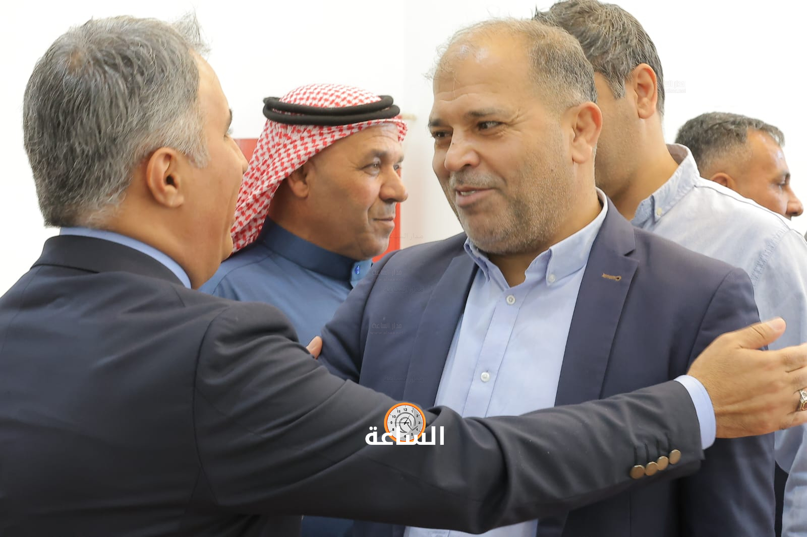 Madar Al-Saa Images 0.976023513676427