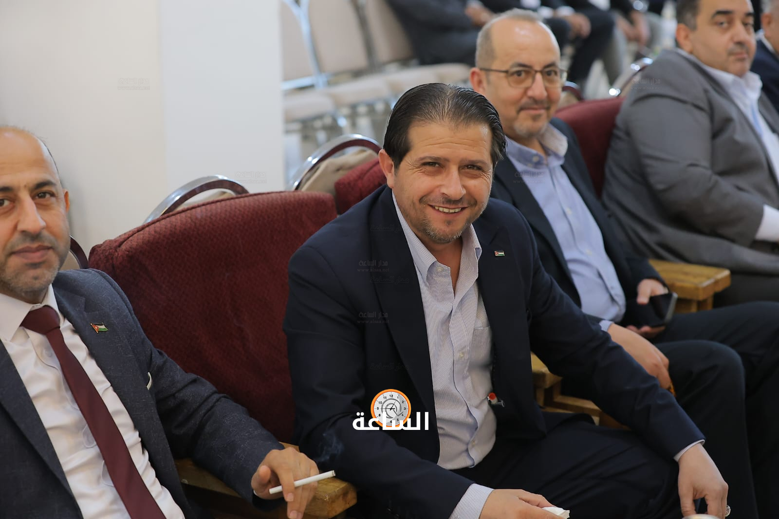 Madar Al-Saa Images 0.14663144957217822