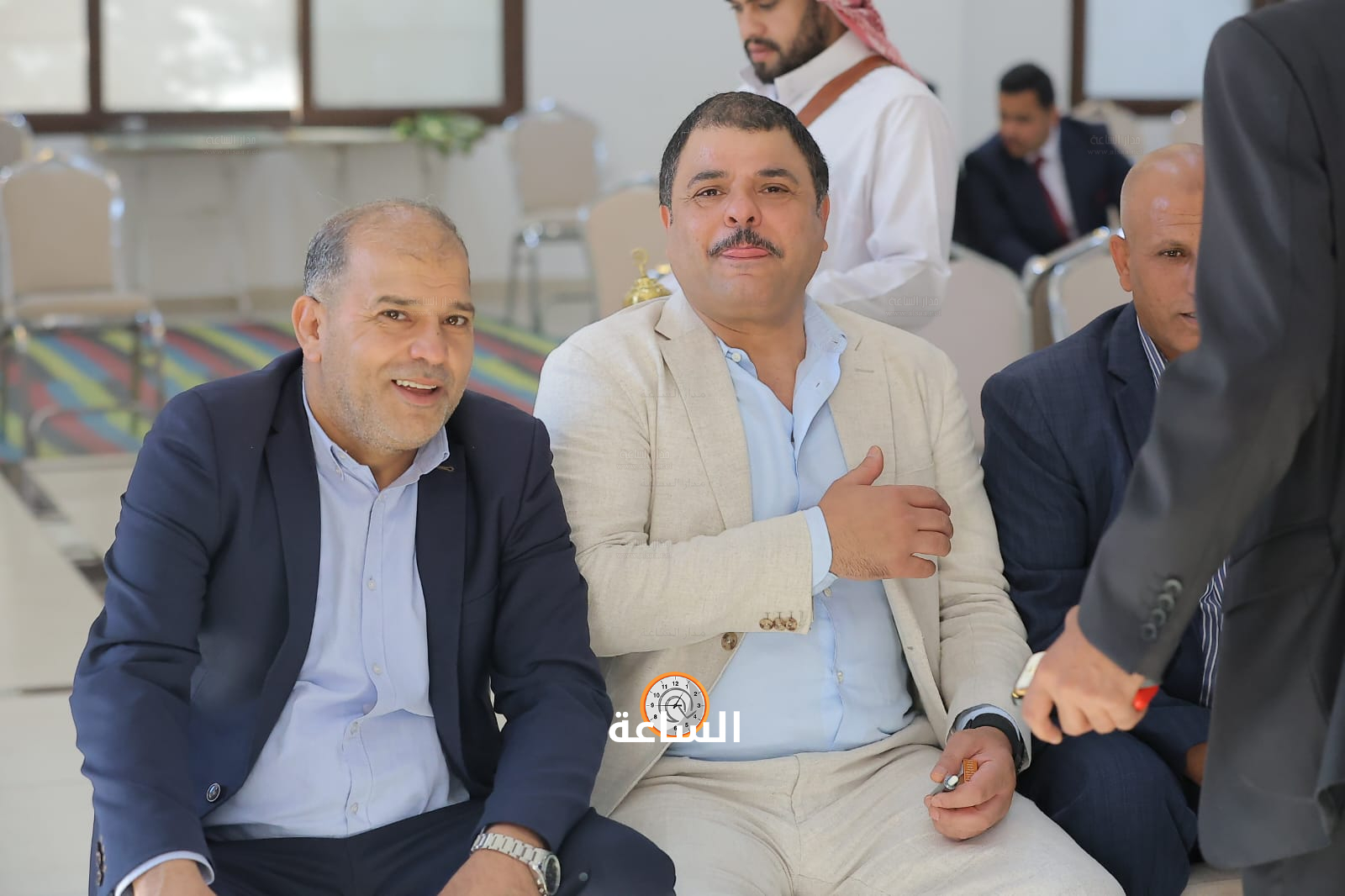 Madar Al-Saa Images 0.10180368938368545