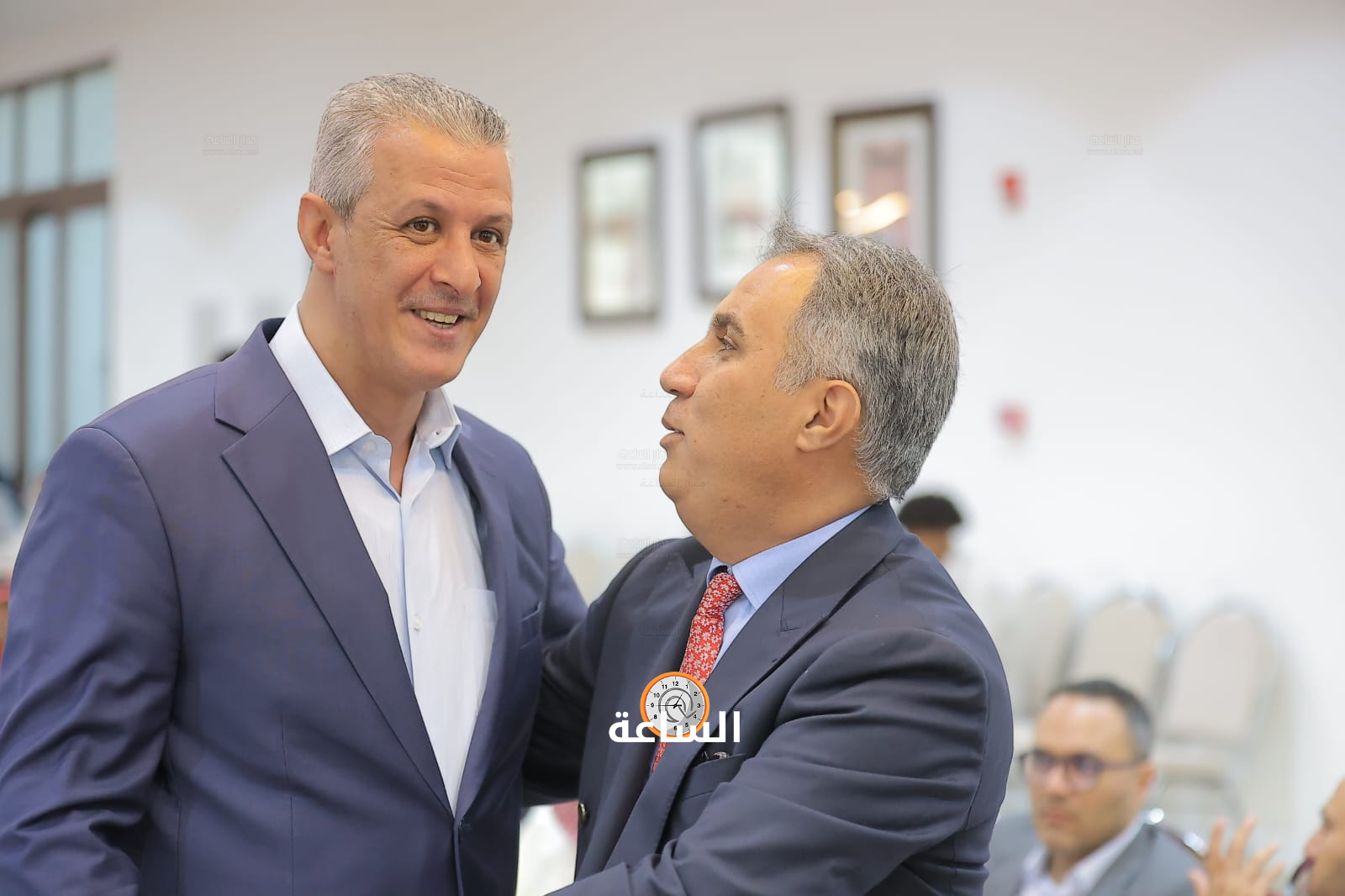Madar Al-Saa Images 0.7954395059562432