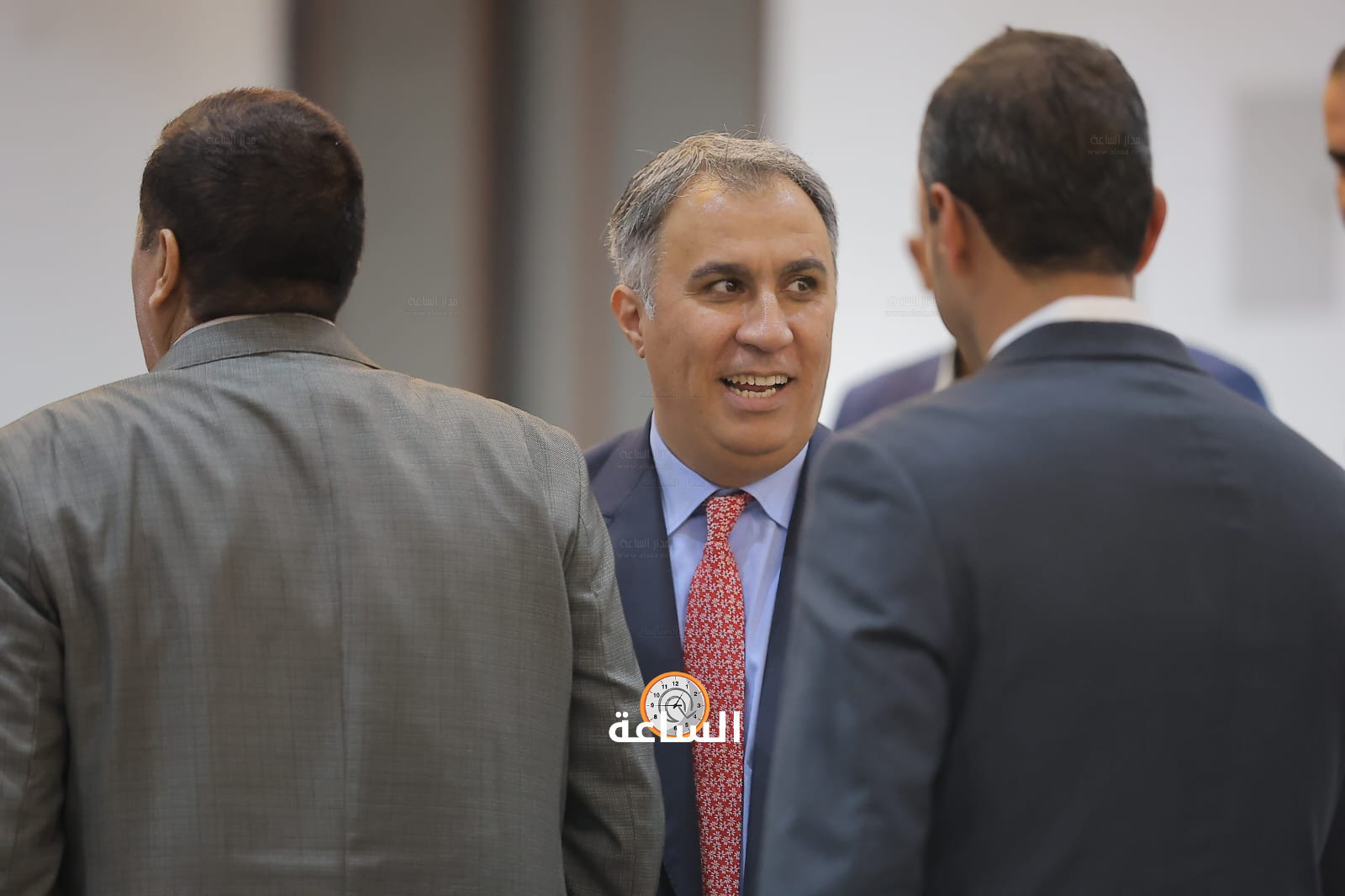 Madar Al-Saa Images 0.6221896659406139