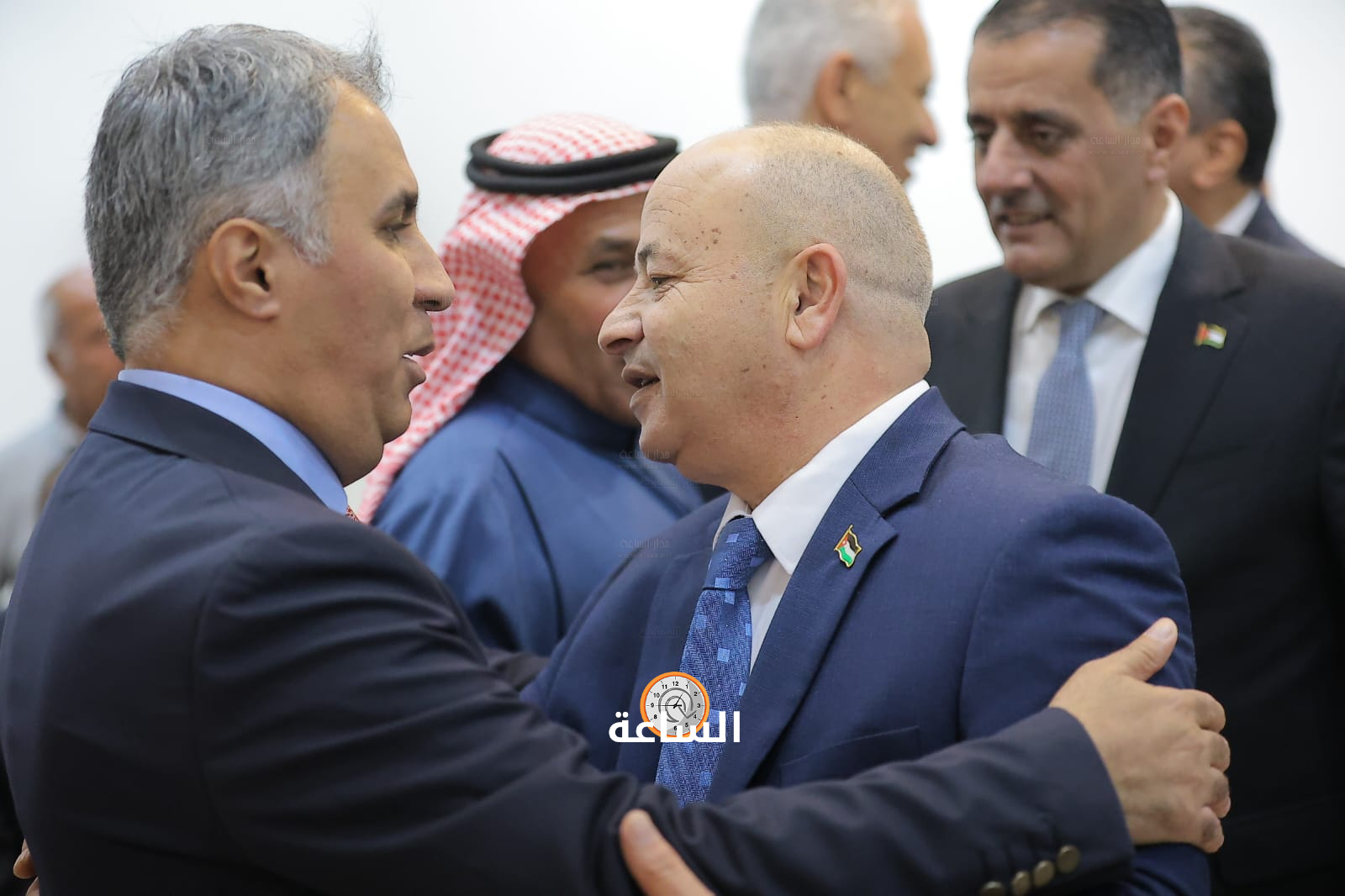 Madar Al-Saa Images 0.7955874215949383