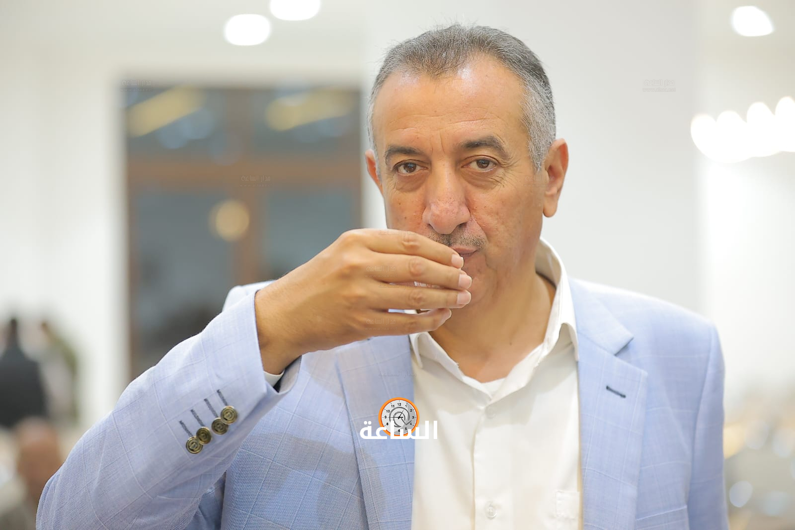 Madar Al-Saa Images 0.8703603593990389