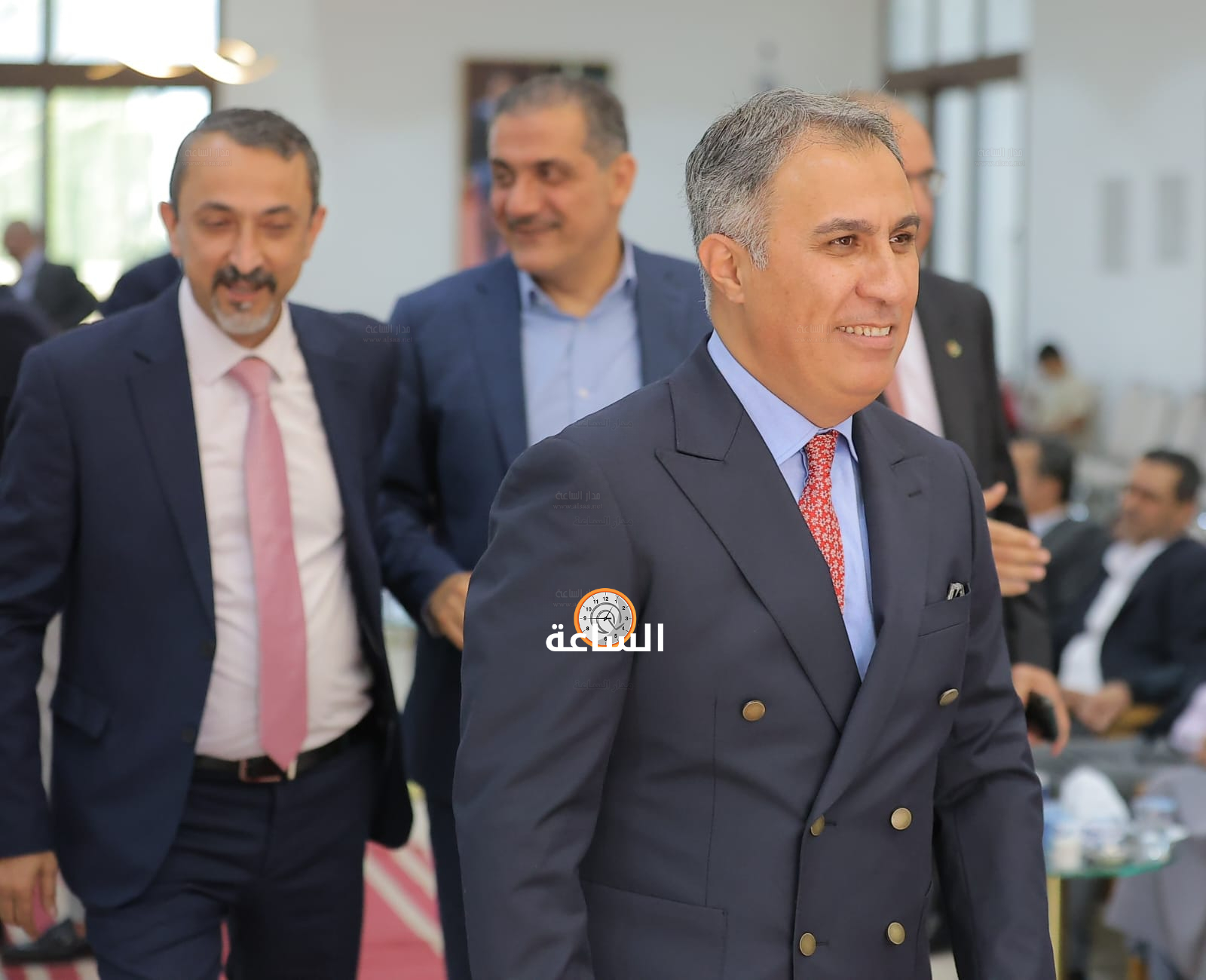 Madar Al-Saa Images 0.5693984829079624
