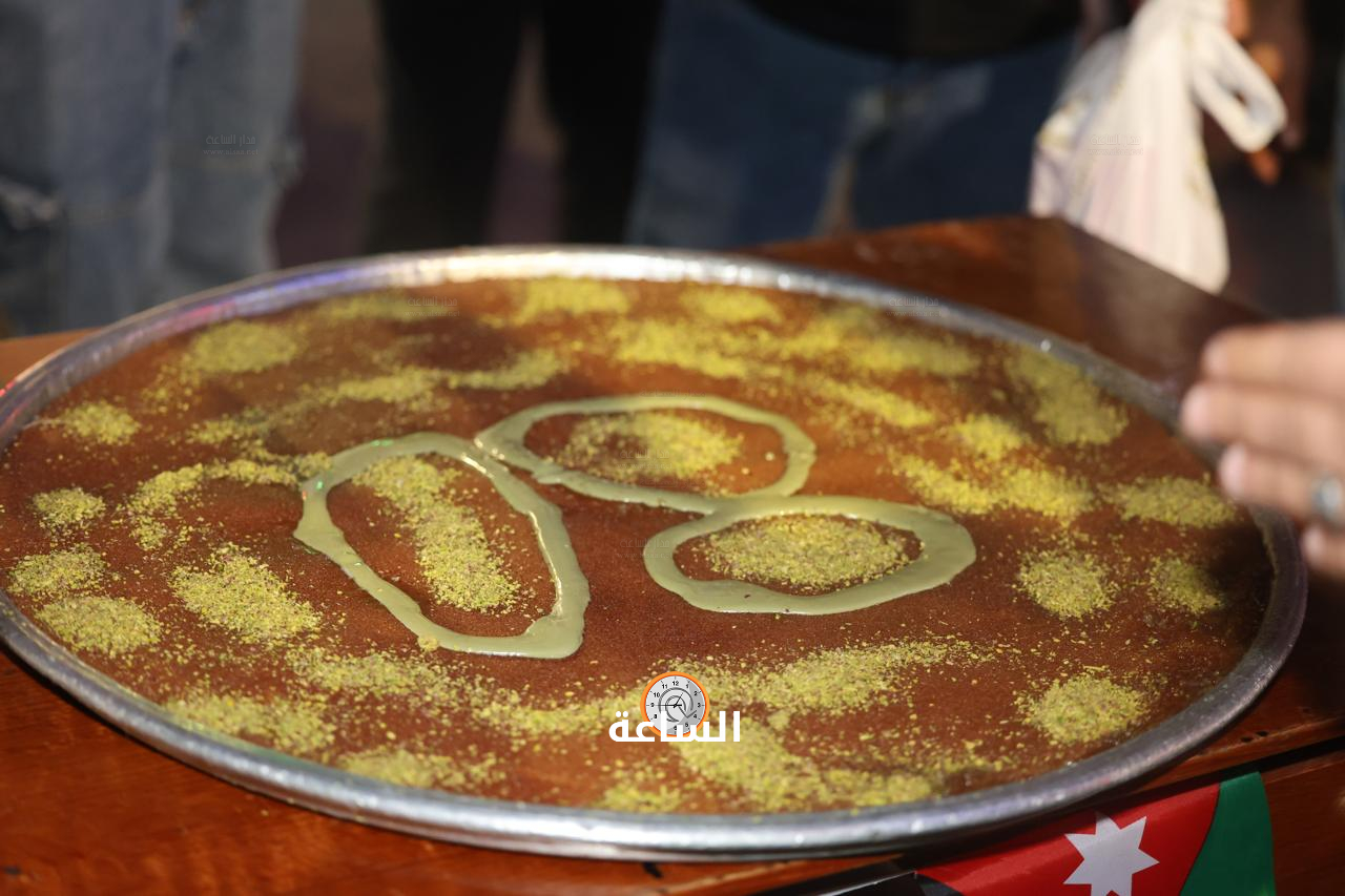 Madar Al-Saa Images 0.10413153849597923