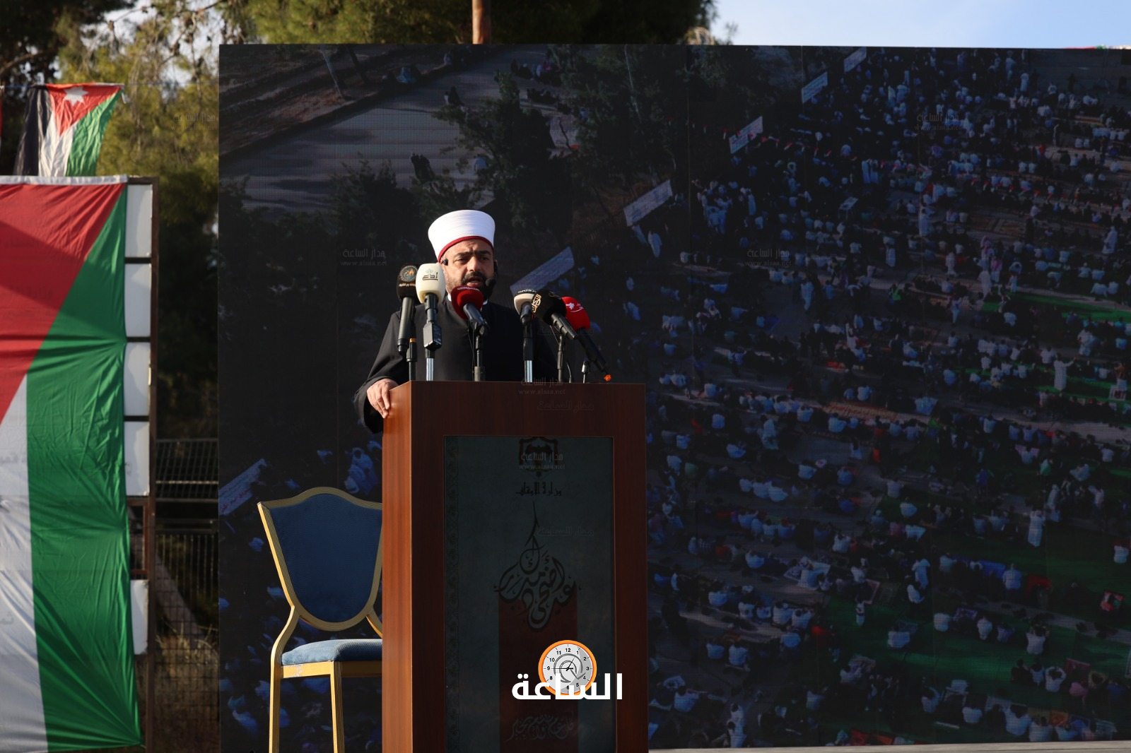 Madar Al-Saa Images 0.6569444804863409