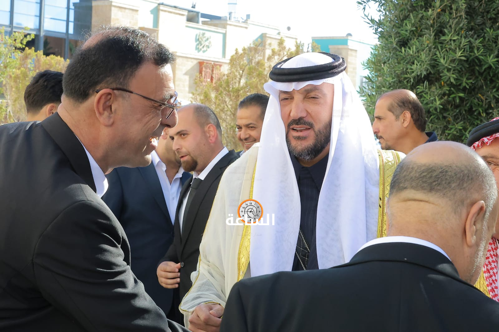 Madar Al-Saa Images 0.4131851433842594