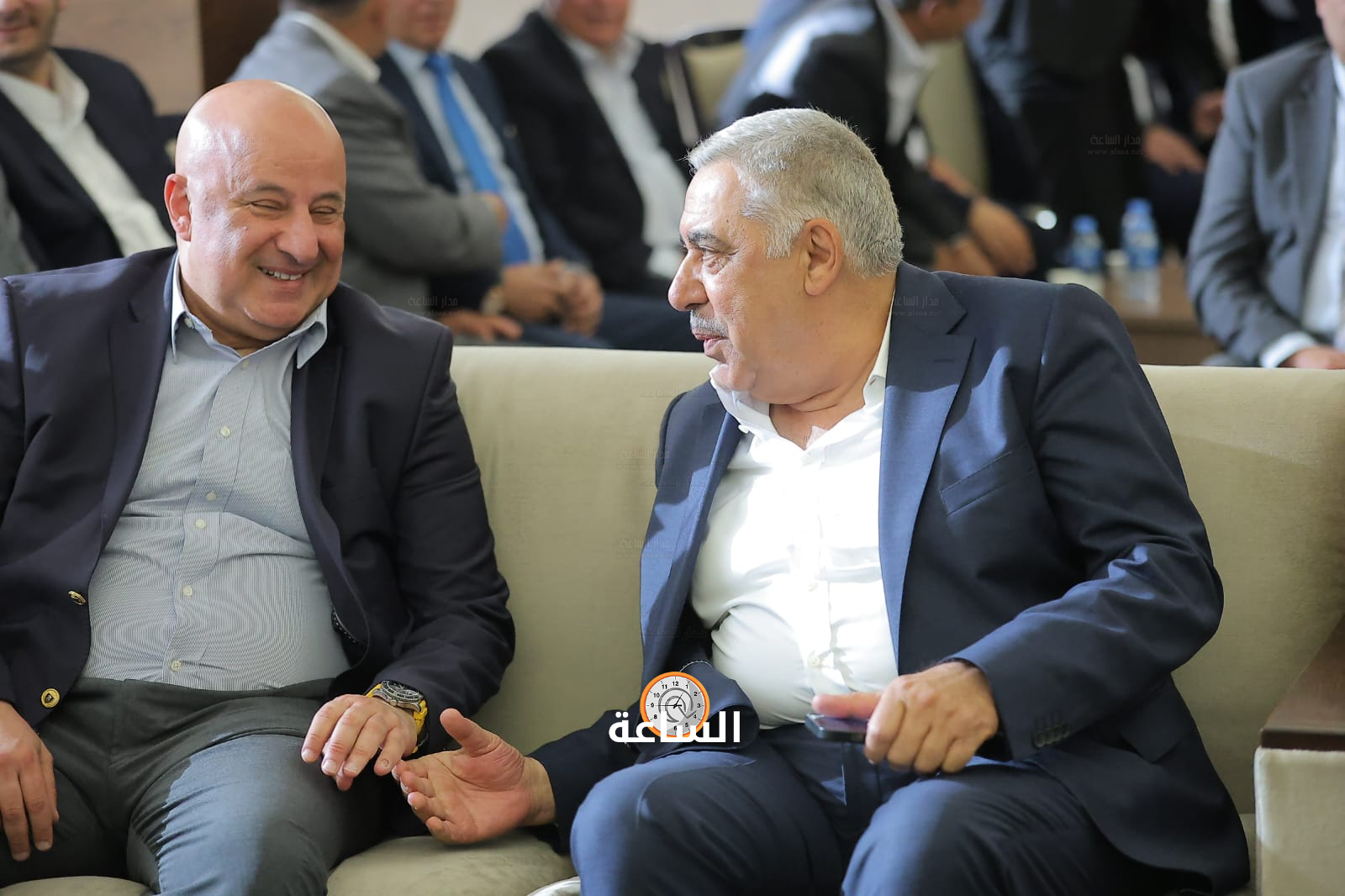 Madar Al-Saa Images 0.4384073596917638