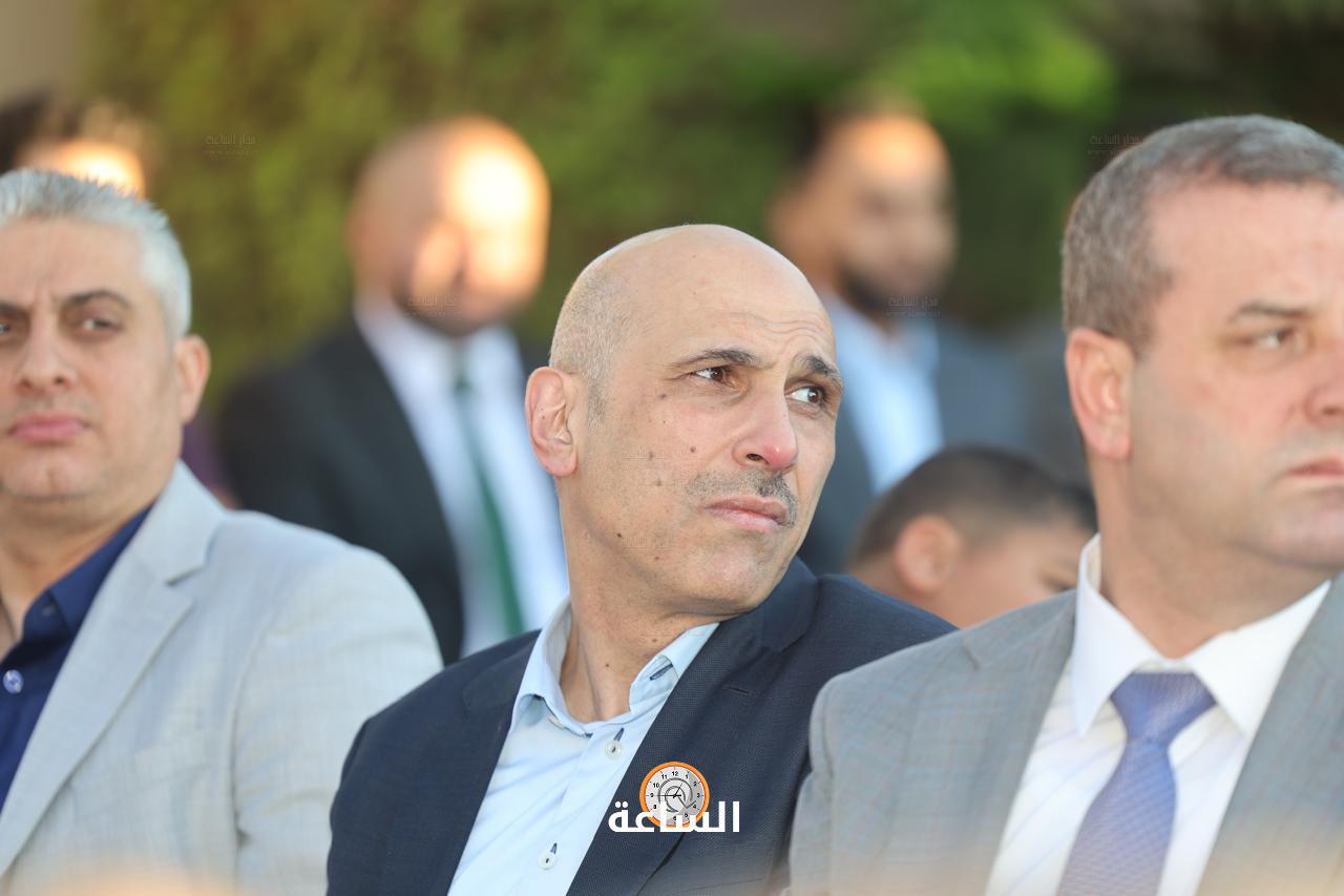 Madar Al-Saa Images 0.643609741014356