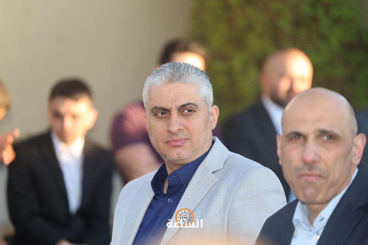Madar Al-Saa Images 0.44998148748196776