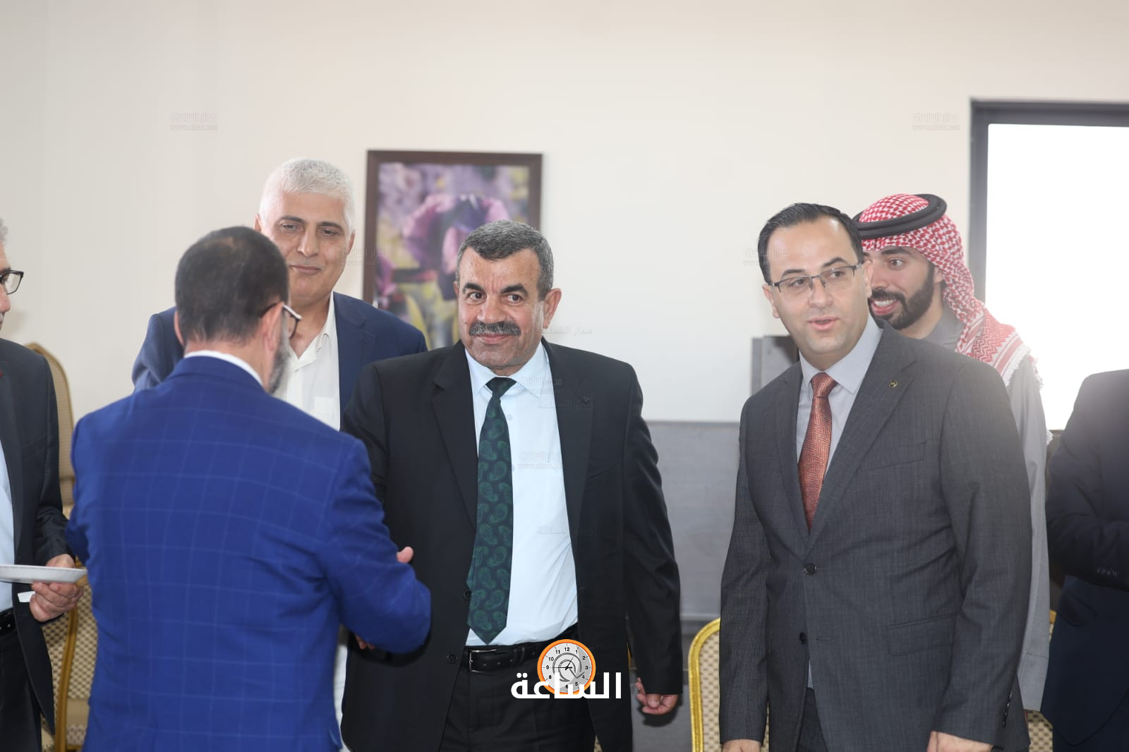 Madar Al-Saa Images 0.9946926618324867