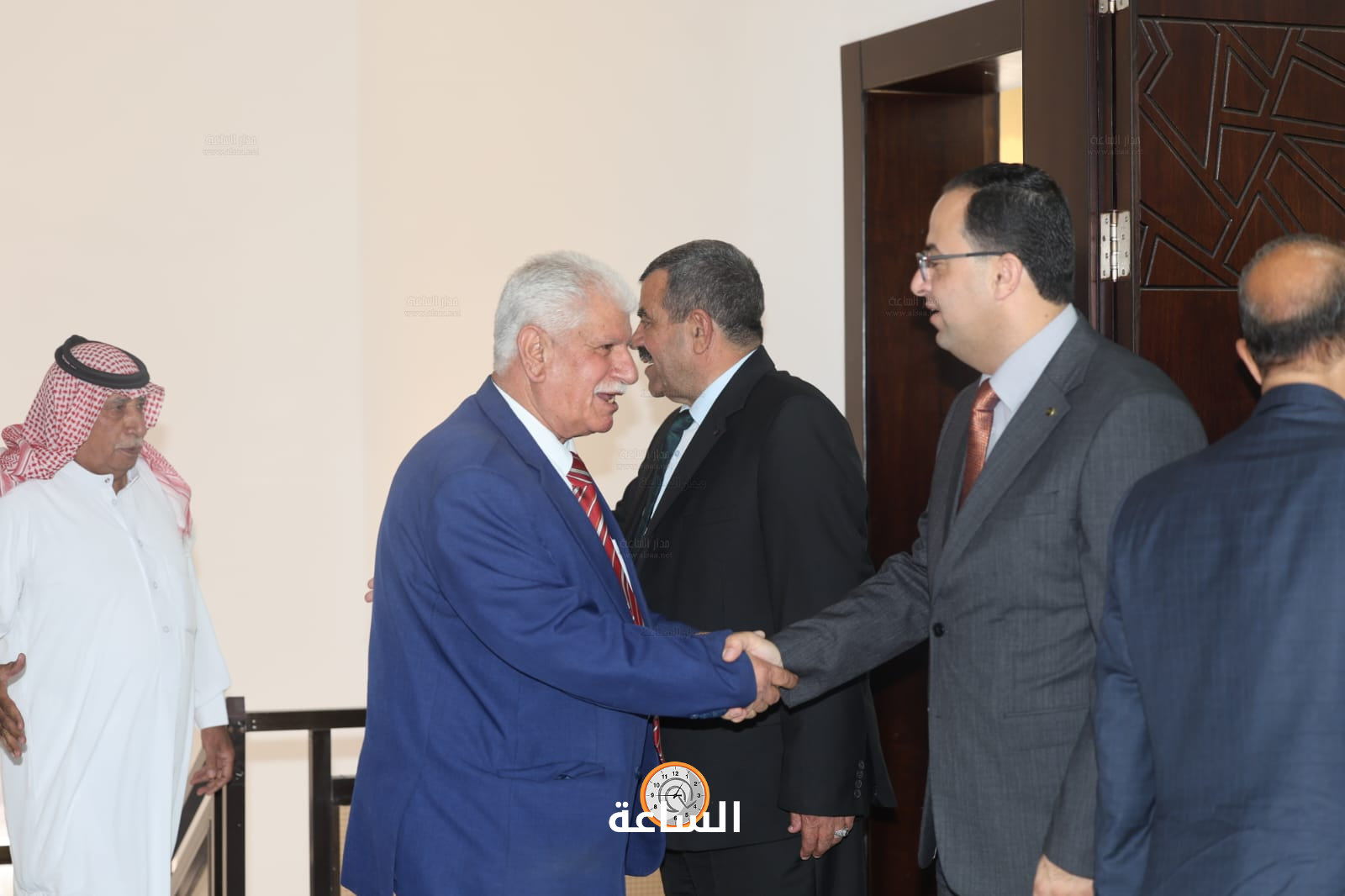 Madar Al-Saa Images 0.9641549910462218