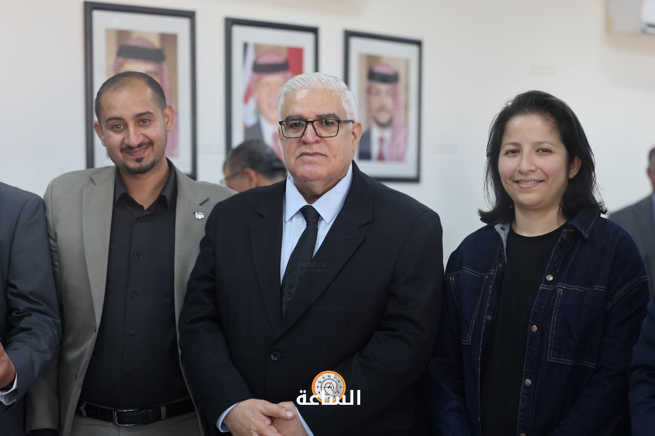 Madar Al-Saa Images 0.17411348915511016
